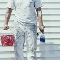 Noen useriøse håndverkere sparer på malingen når de maler huset ditt. Det kan koste deg dyrt i lengden.