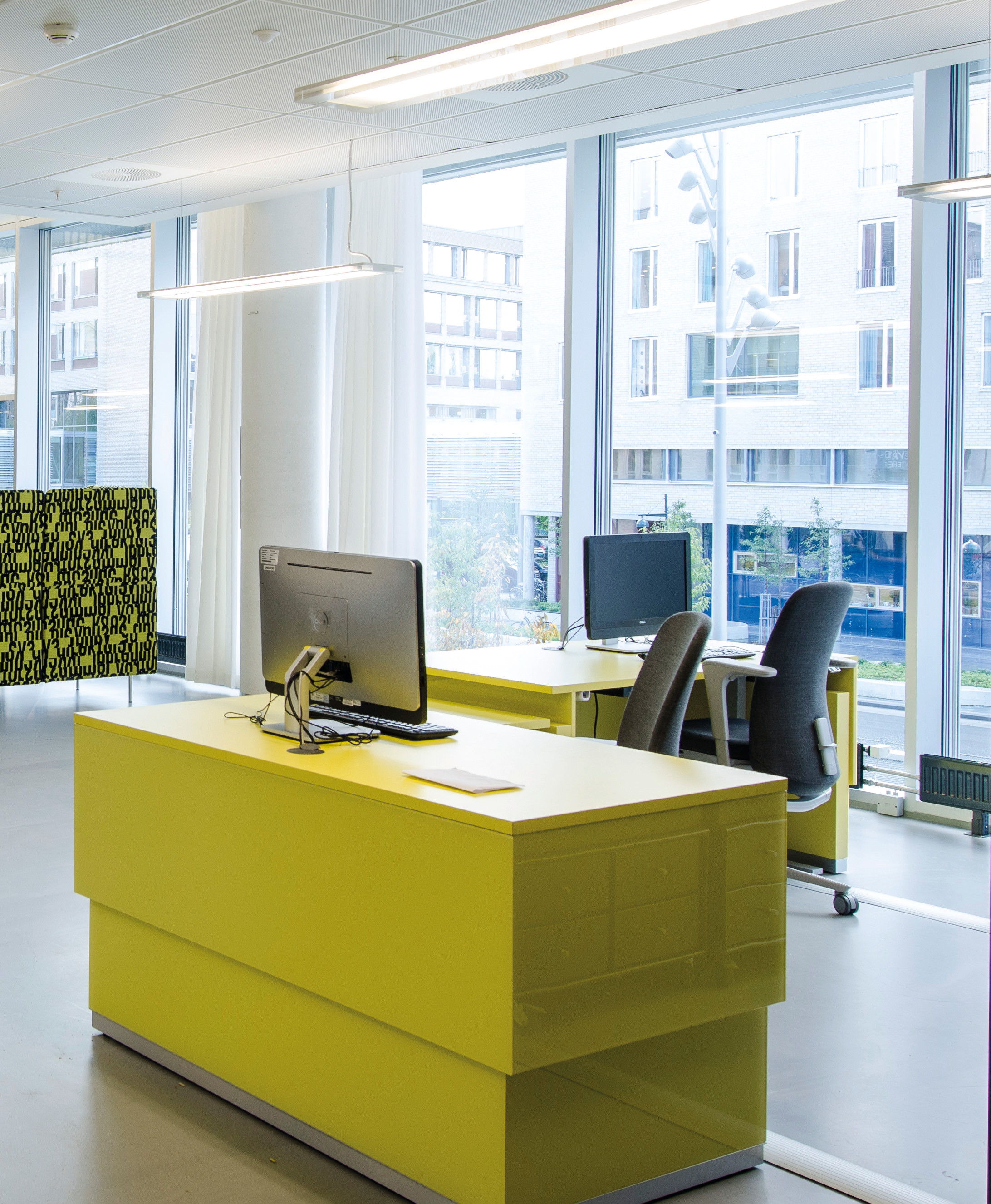 HØYE KRAV: I sykehusbygg stilles det høye krav til alle produkter som benyttes. Malingen er derfor sterk og robust, og gir overflater som er enkle å holde rene.