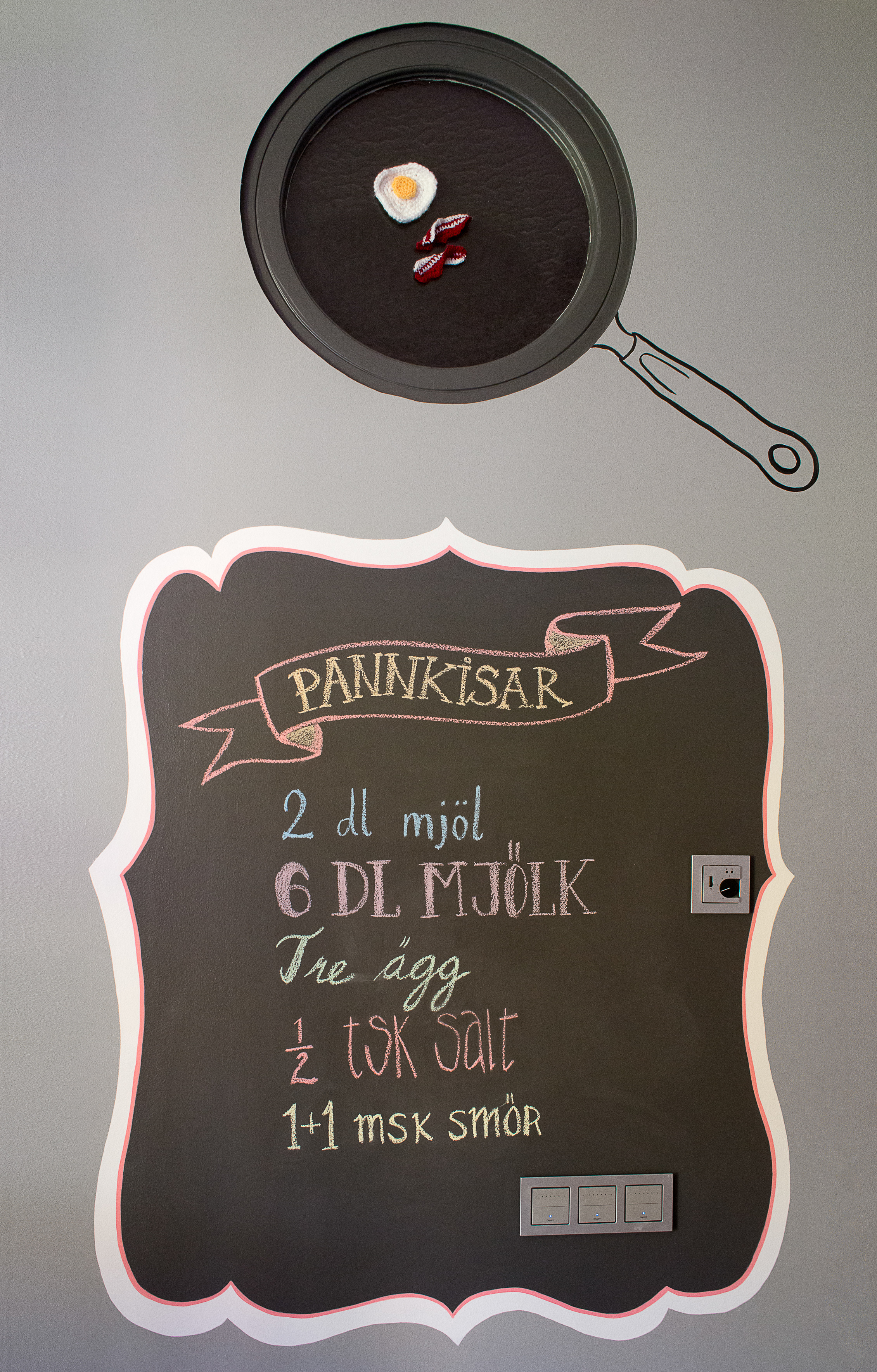 OPPSKRIFT:&nbsp;Skriv opp dagens middagsoppskrift sammen med barna.