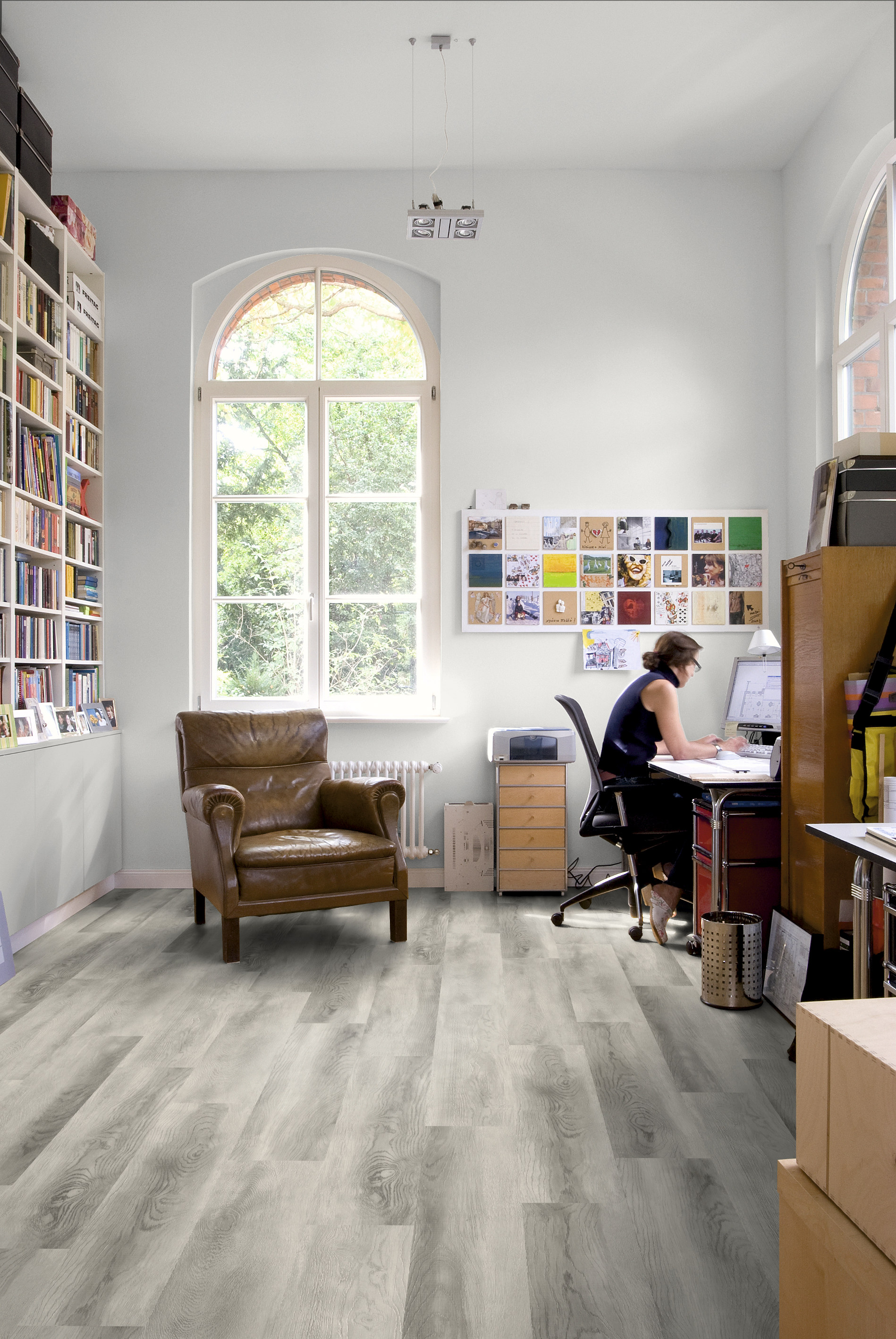 MODERNE: Dagens laminatgulv f&aring;s i mange ulike tidsriktige design. (Foto: Kronotex)