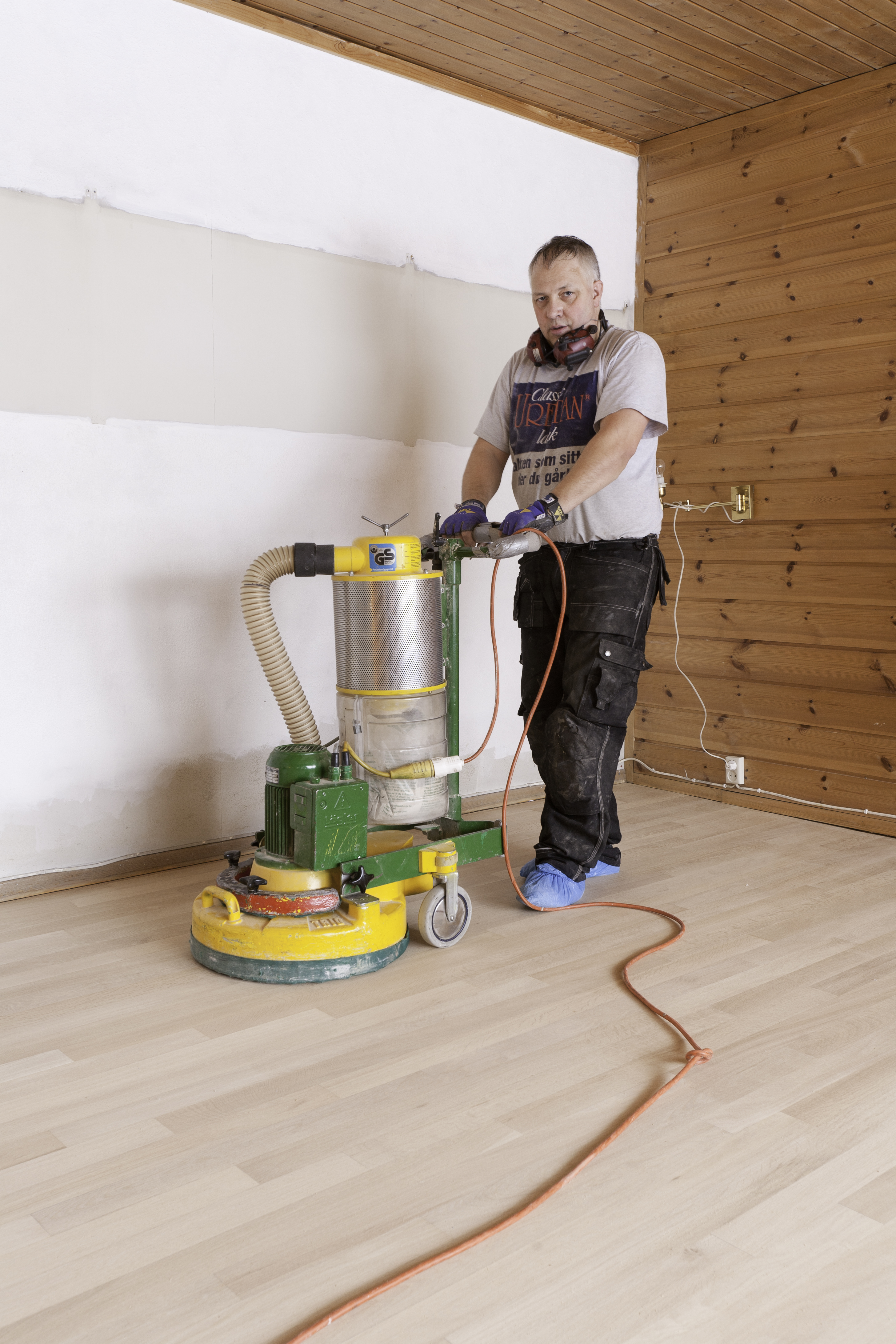 Riktig utført er gulvslipingen støvfri