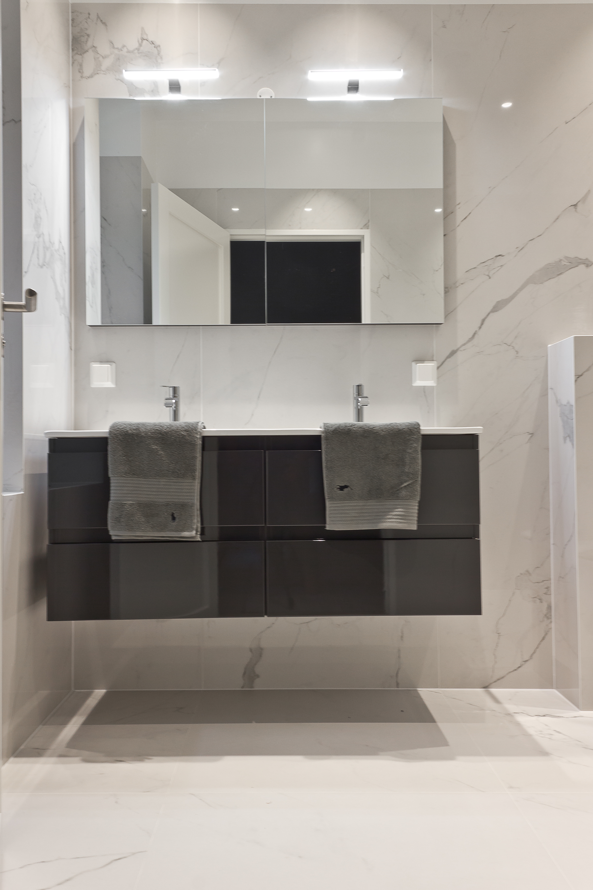 baderom med XXL-fliser