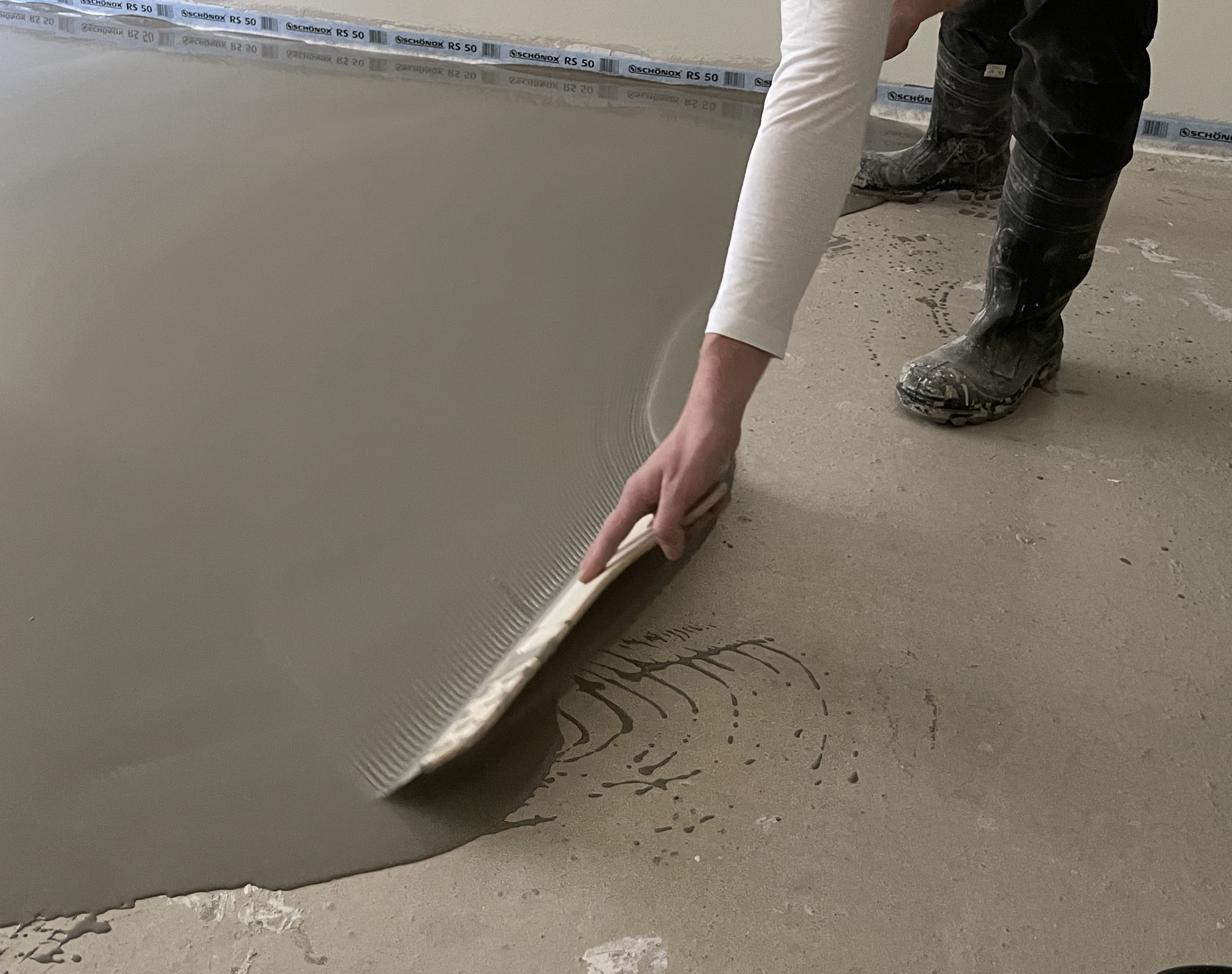 tannsparkel i avrettingsmasse