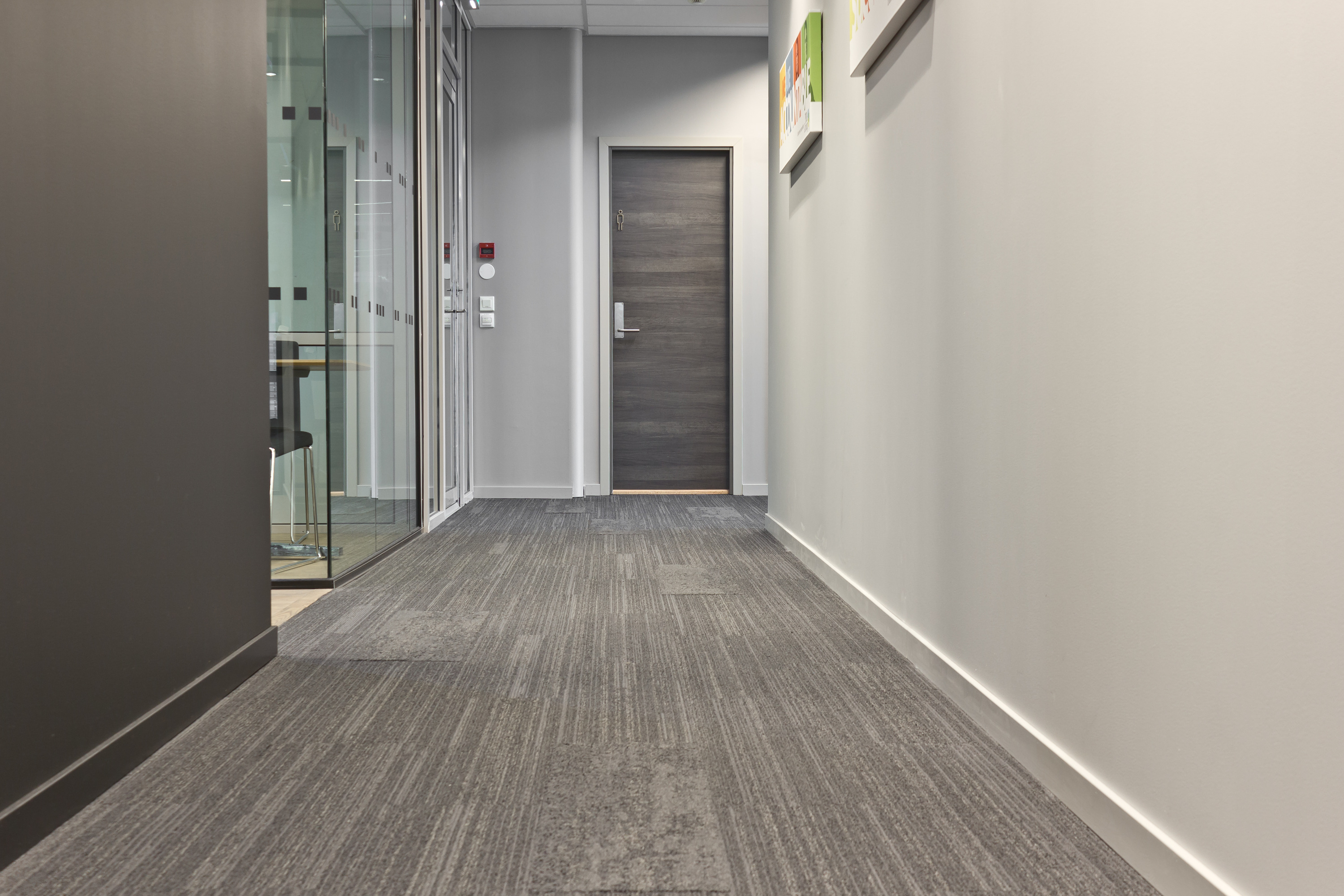 HJELP: Ved utformingen av teppegulvet hadde interiørarkitekten god hjelp av designverktøyet Interface Consept Design, som er en tjeneste der teppeleverandøren visualiserer arkitektens plan i skisser og illustrasjoner.