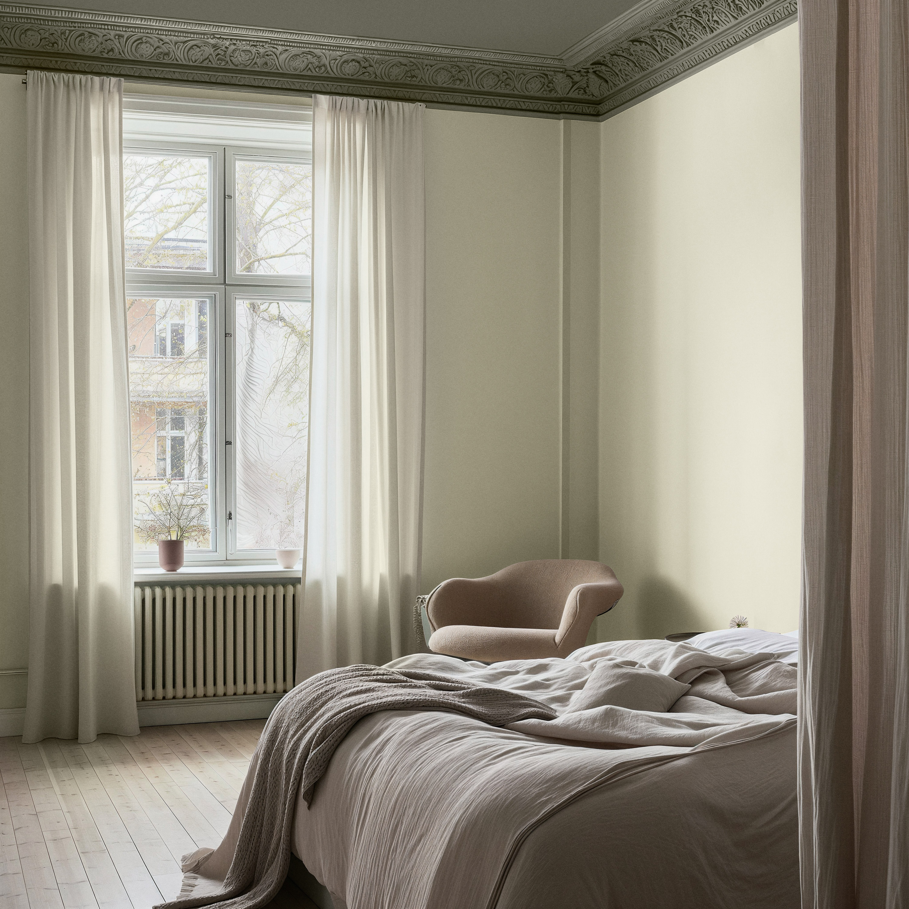 soverom med grønne vegger og tak