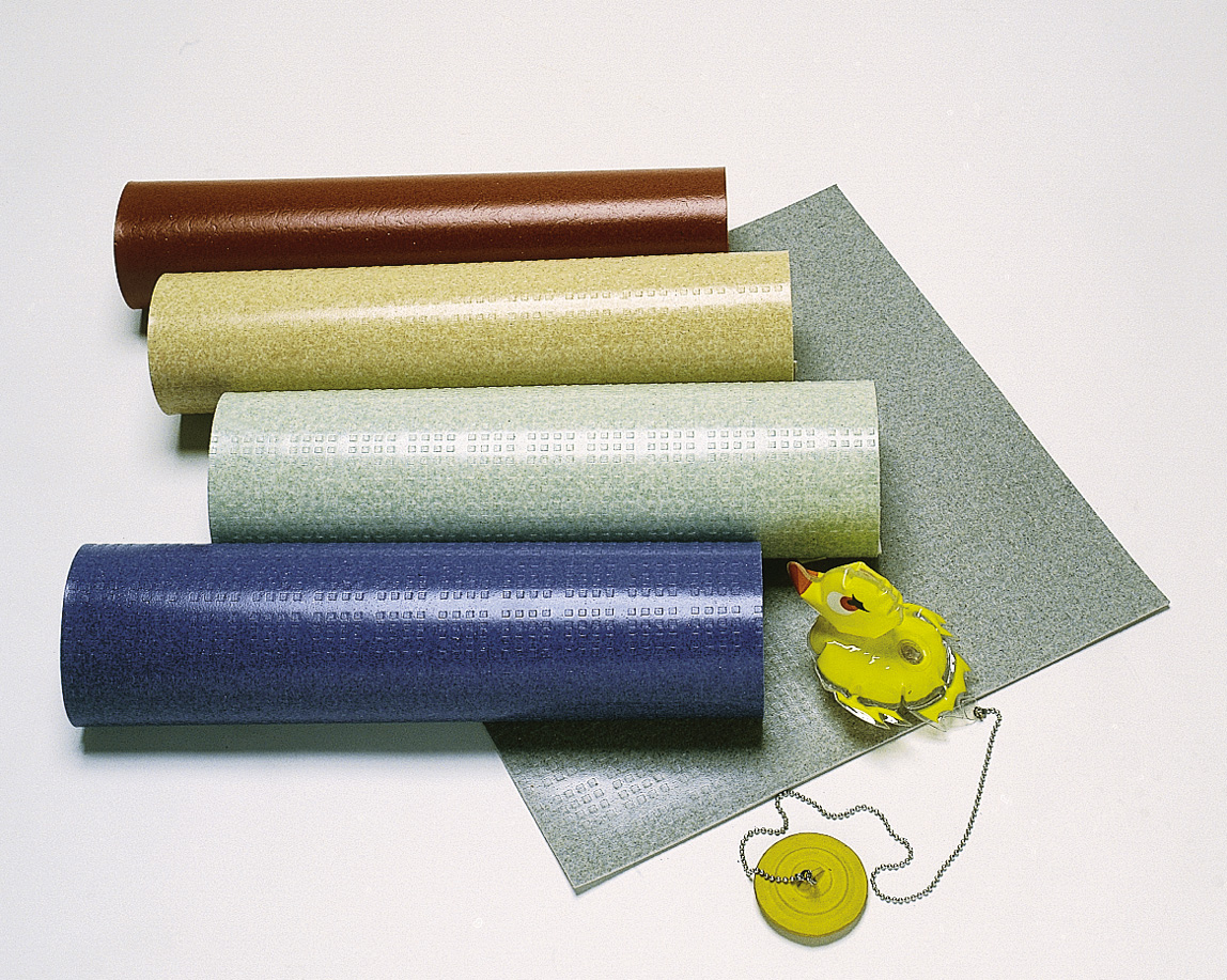 Fargerike belegg på bad