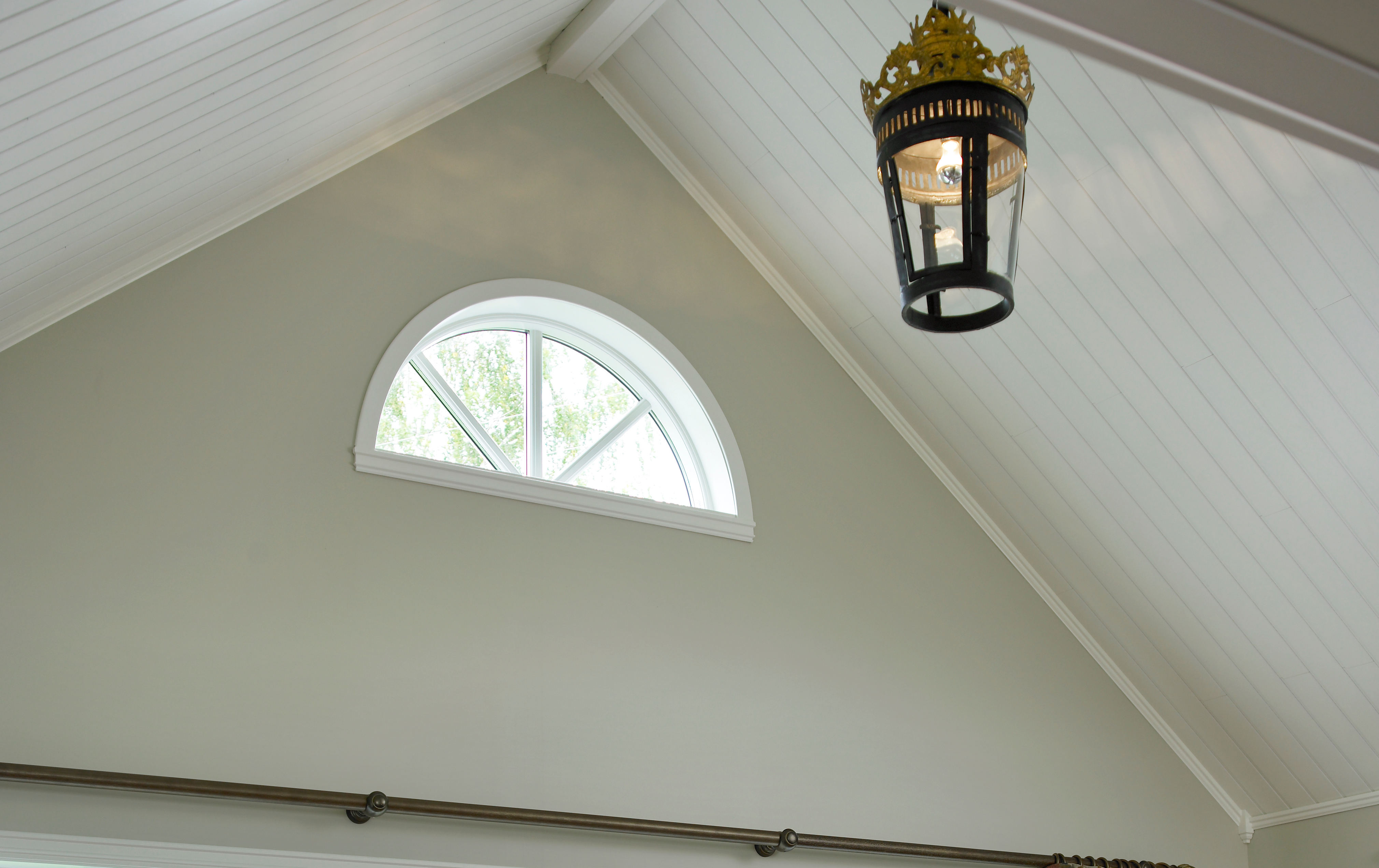 Finn riktig hvitfarge til taket