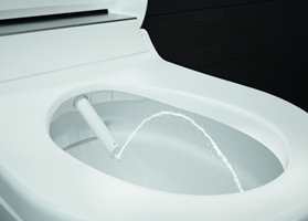 <b>DUSJ:</b> AquaClean Tuma har den populære dusjfunksjonen, som rengjør deg med vann.