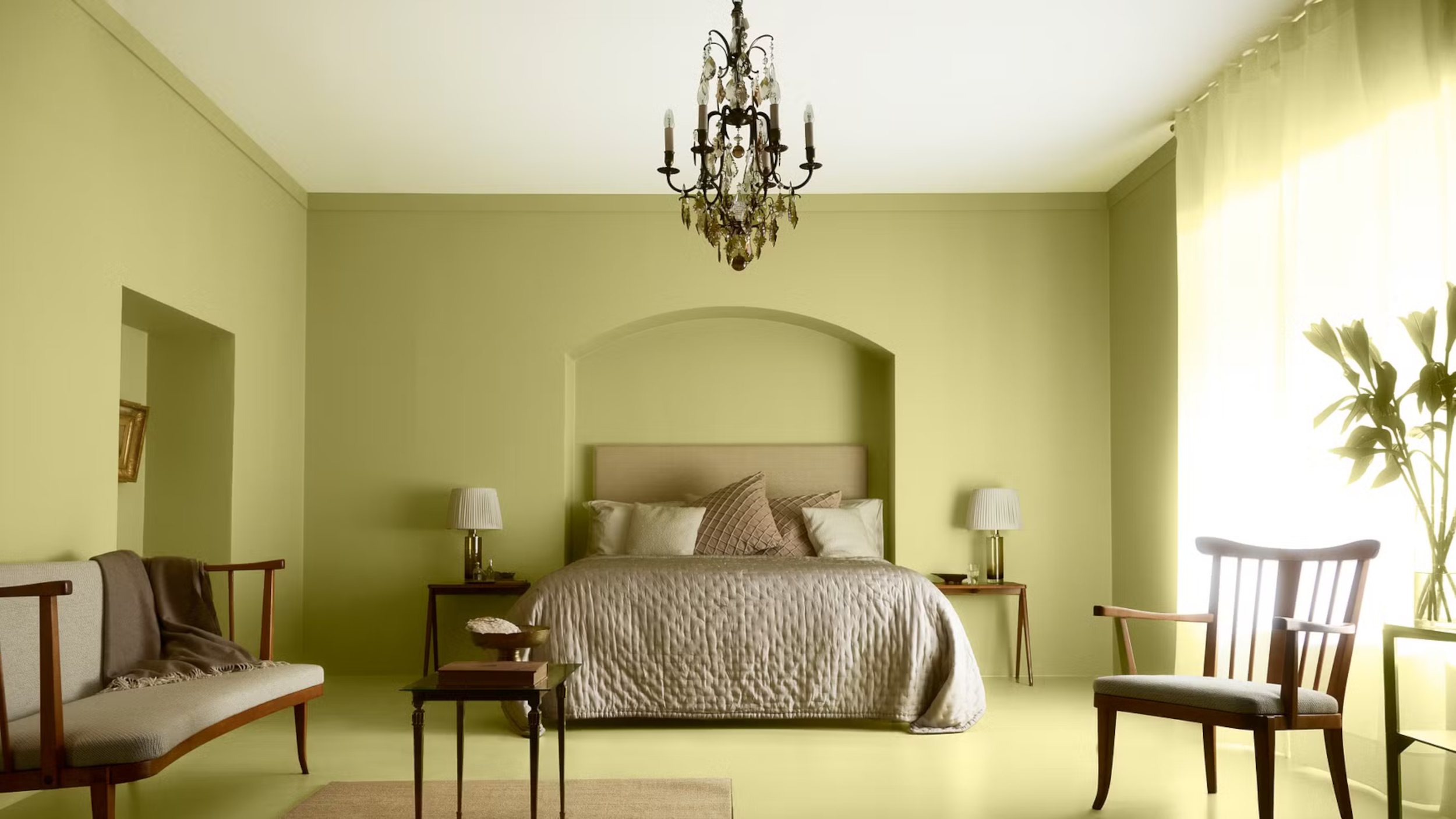 limegule vegger tak gulv lampe seng