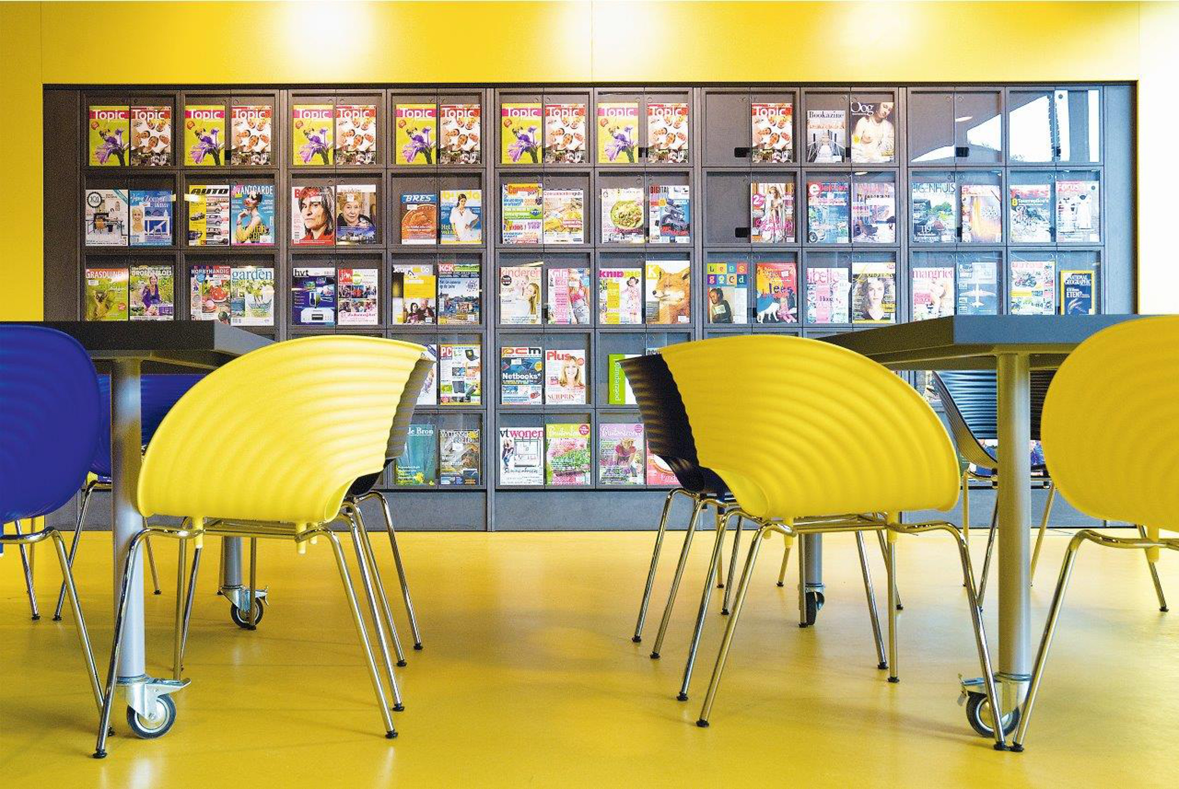 La gulvet få scenen