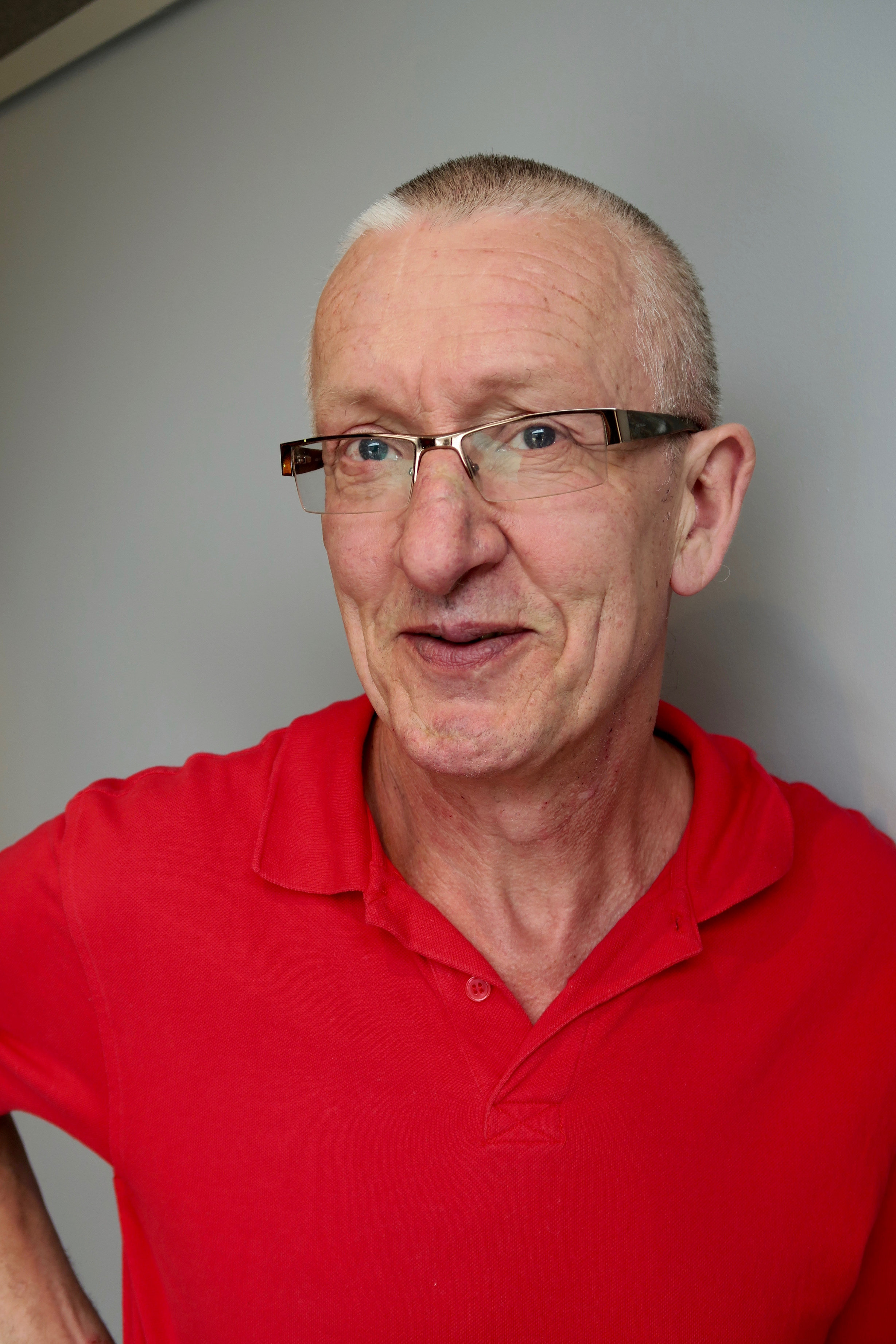 Asle Hermansen hos Veidekke mener de store aktørene i bransjen må ta et samfunnsansvar for å rekruttere flere unge. 