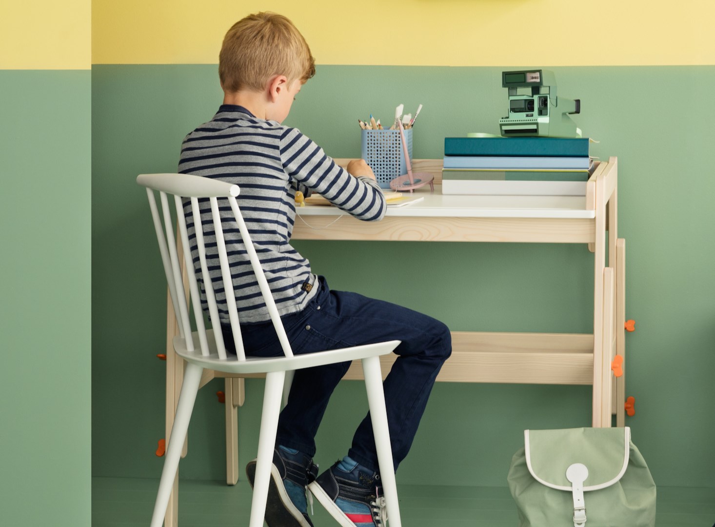 Slik får du en god lekseplass på barnerommet