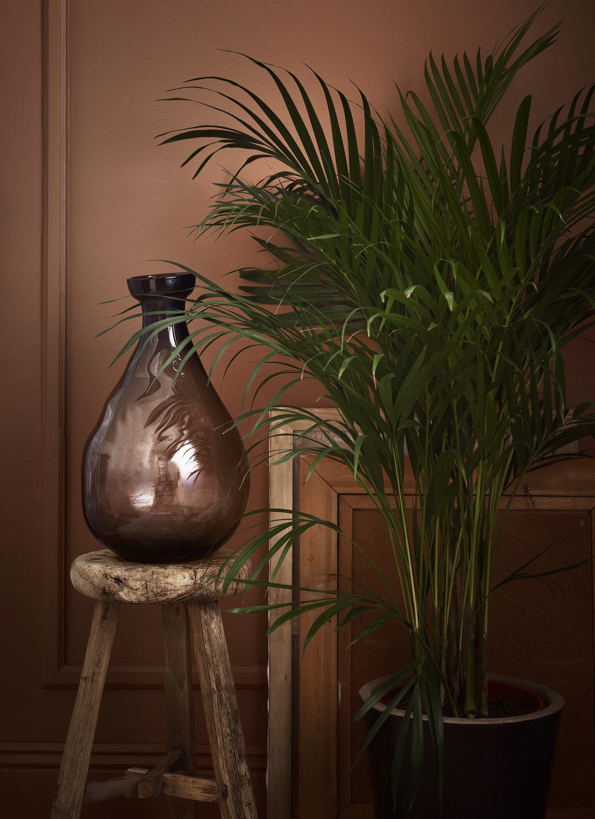 Mørke farger på soverommet