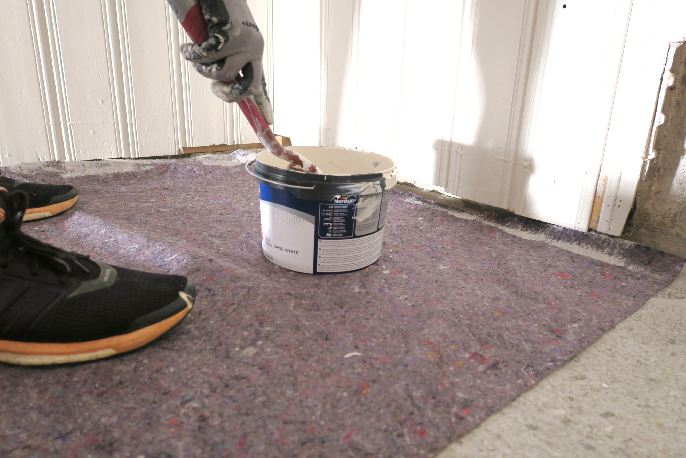 Malerfilt på gulvet