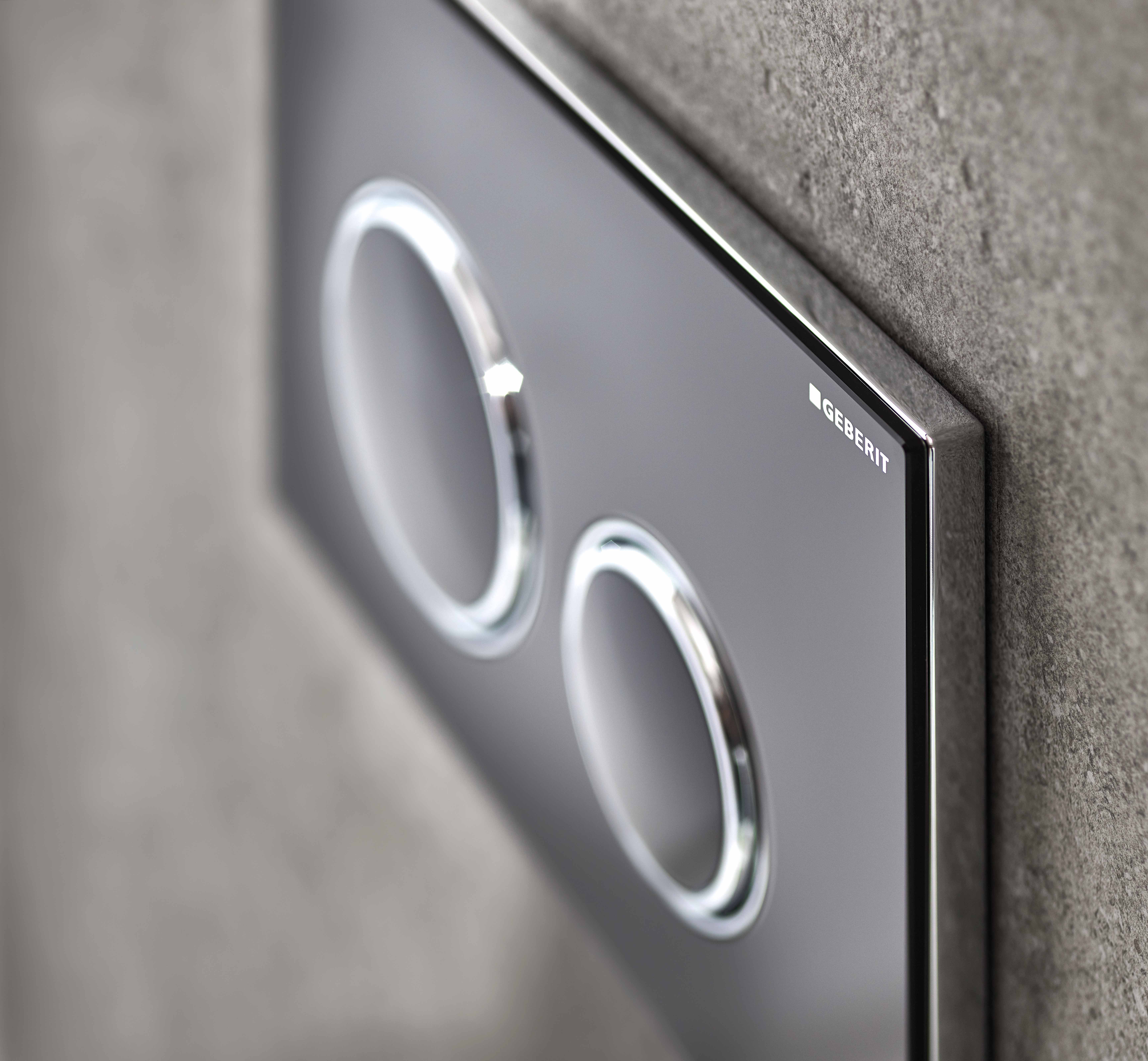 Mange ulike betjeningsplater