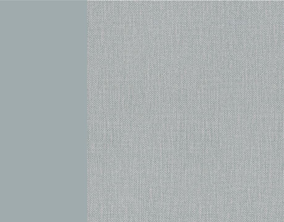 Her er en kombinasjon med malte vegger på kjøkkenet og matchende tapet på veggene i stuen med linstruktur.