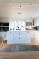 − Kjøkkenet er det viktigste rommet, sier Jon Inge Ringsby, som pusset opp barndomshjemmet i Østfold sammen med kona Lise Beate.
