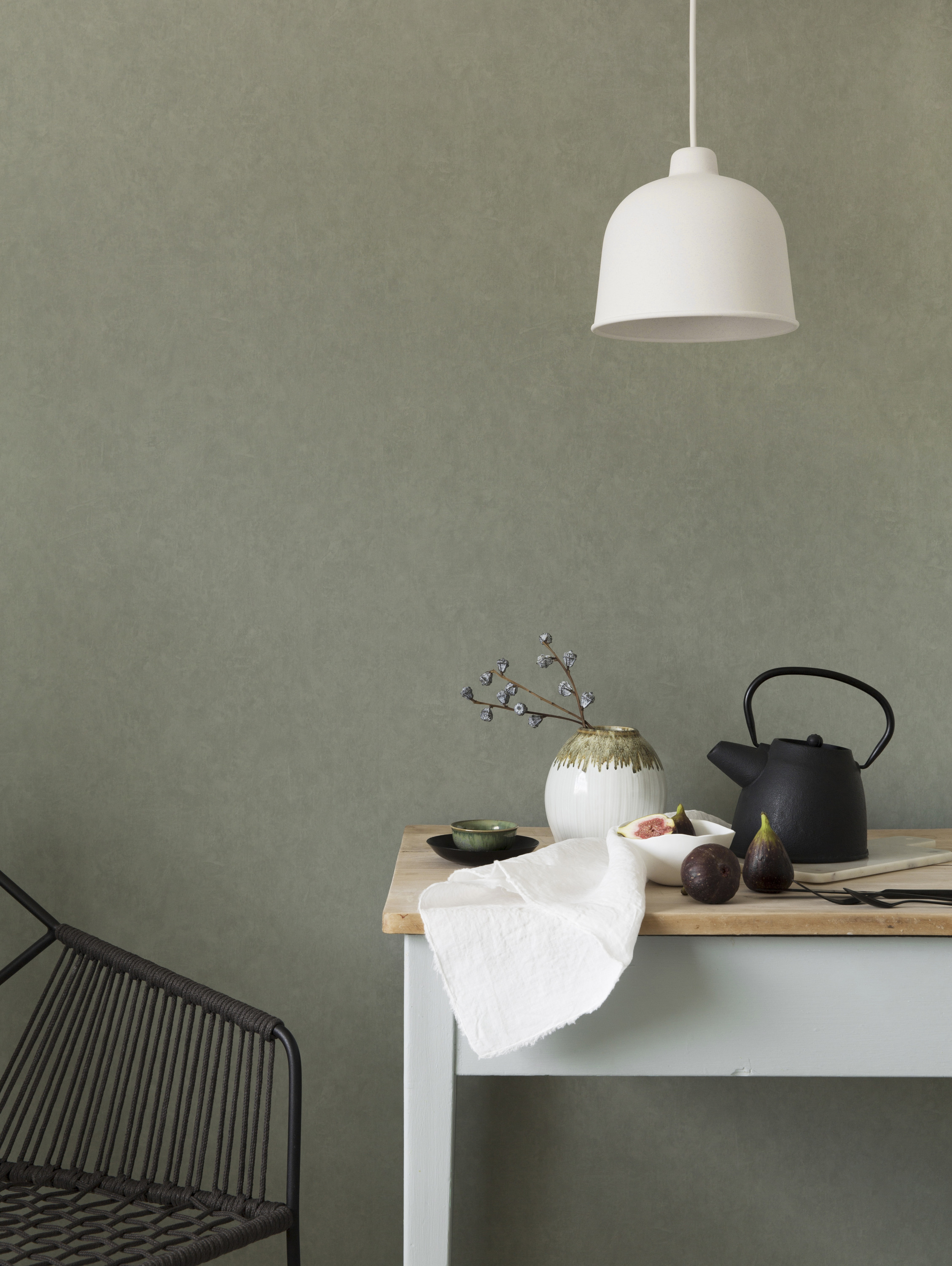 DYBDE: Kalktapet gir rommet dybde, karakter og et personlig preg - og puster nytt liv i alle møbler. (Foto: Borge)