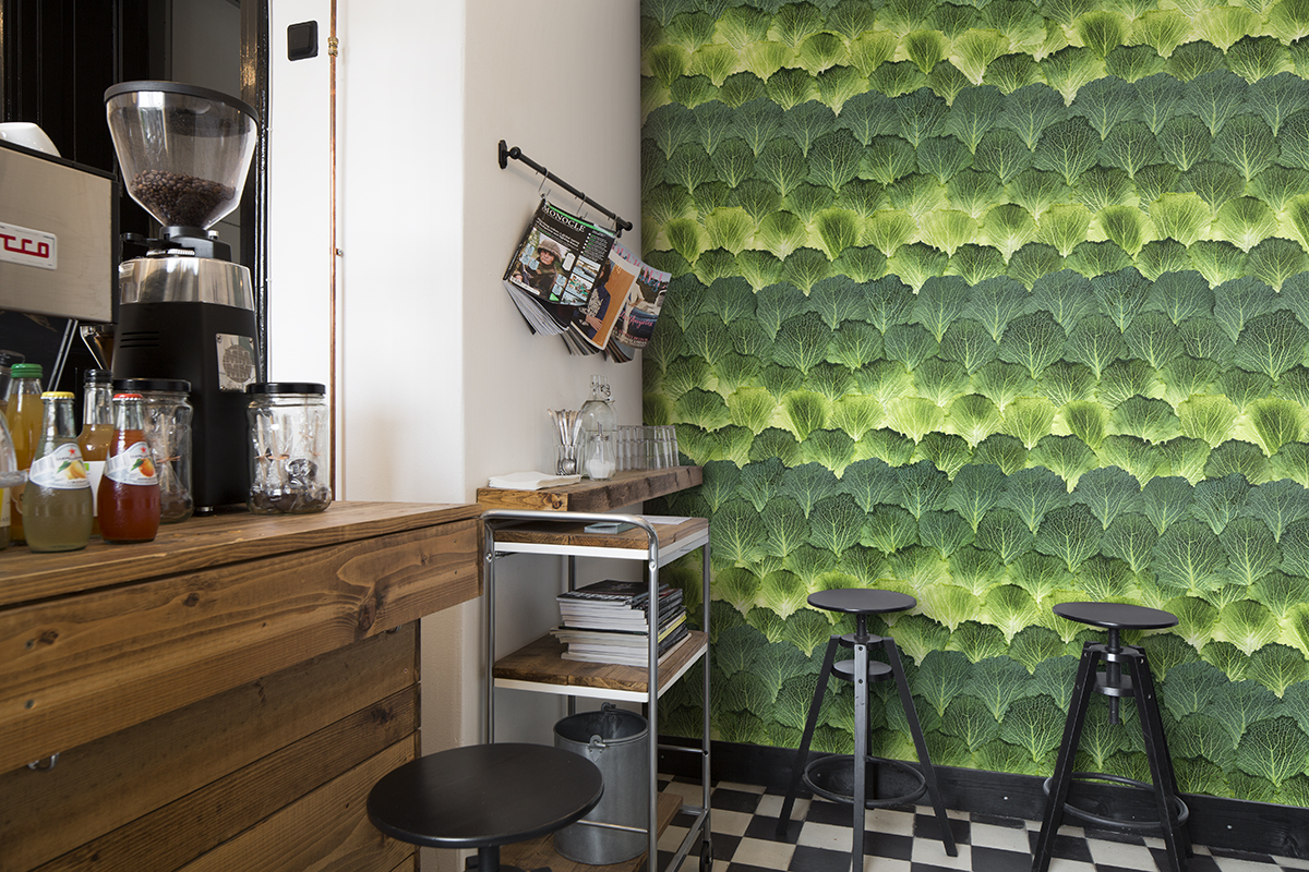 Atmosfære for lave skuldre på kjøkkenet