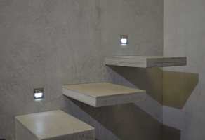 Beton Cire er sementbasert sparkel for gulv og vegg, fra Fagprofil. 