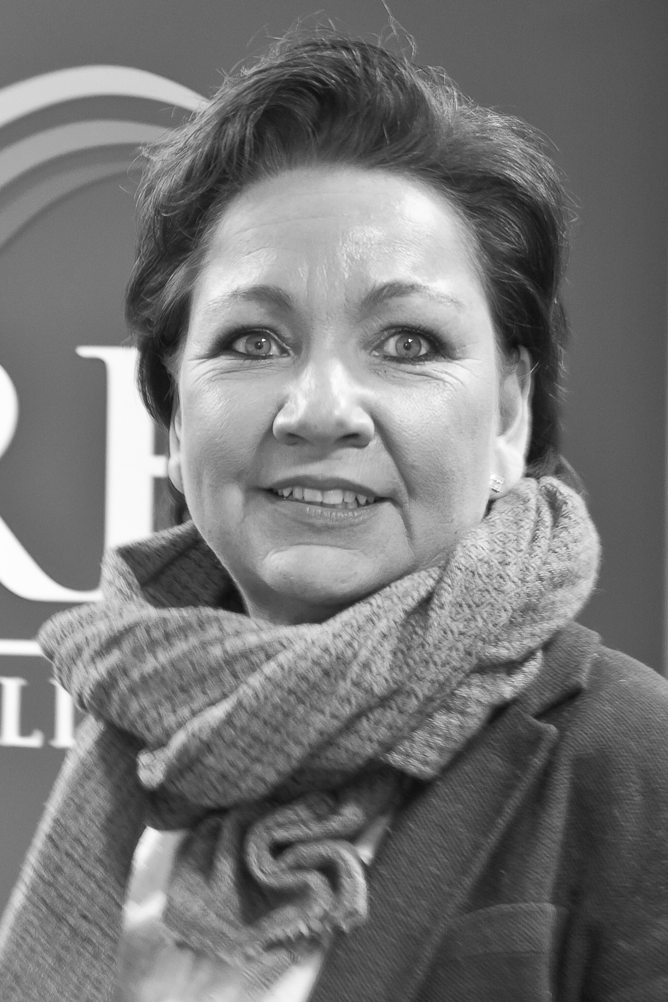 UNDERVURDERT:– Maleryrket er et litt undervurdert håndverk. Alle tror de kan male, sier interiørdesigner Carina Myhrvold.(Foto: Chera Westman/ifi.no)