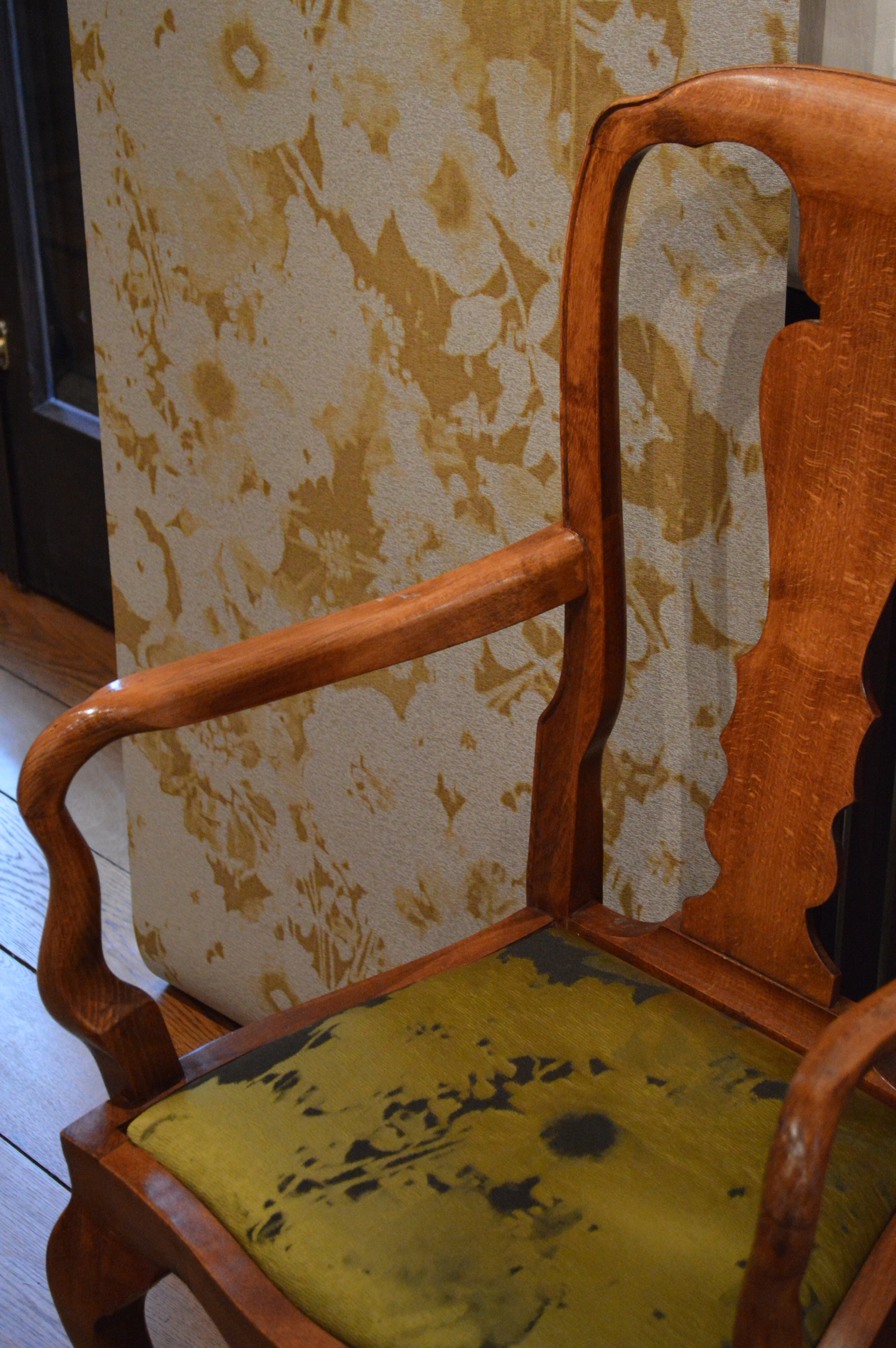 Chiaroscuro fås nå i både tapet og som tekstil.