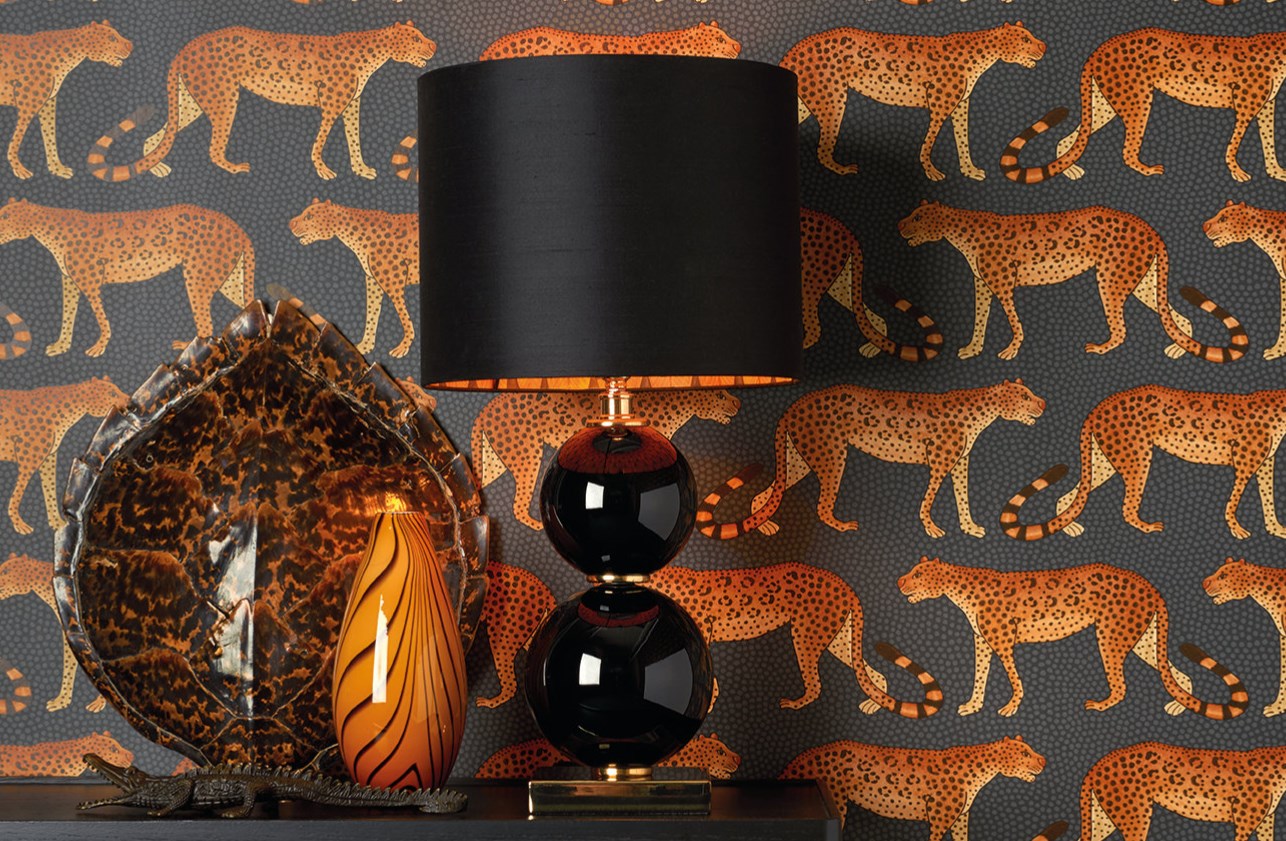 Eksotisk tapet i entreen