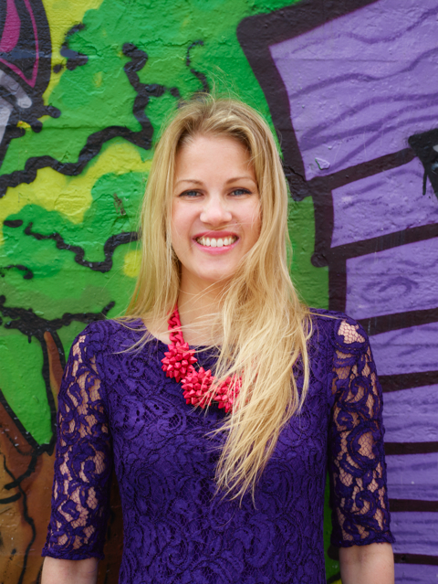 Dagny Thurmann-Hoelseth deler gjerne fargesettingstips.