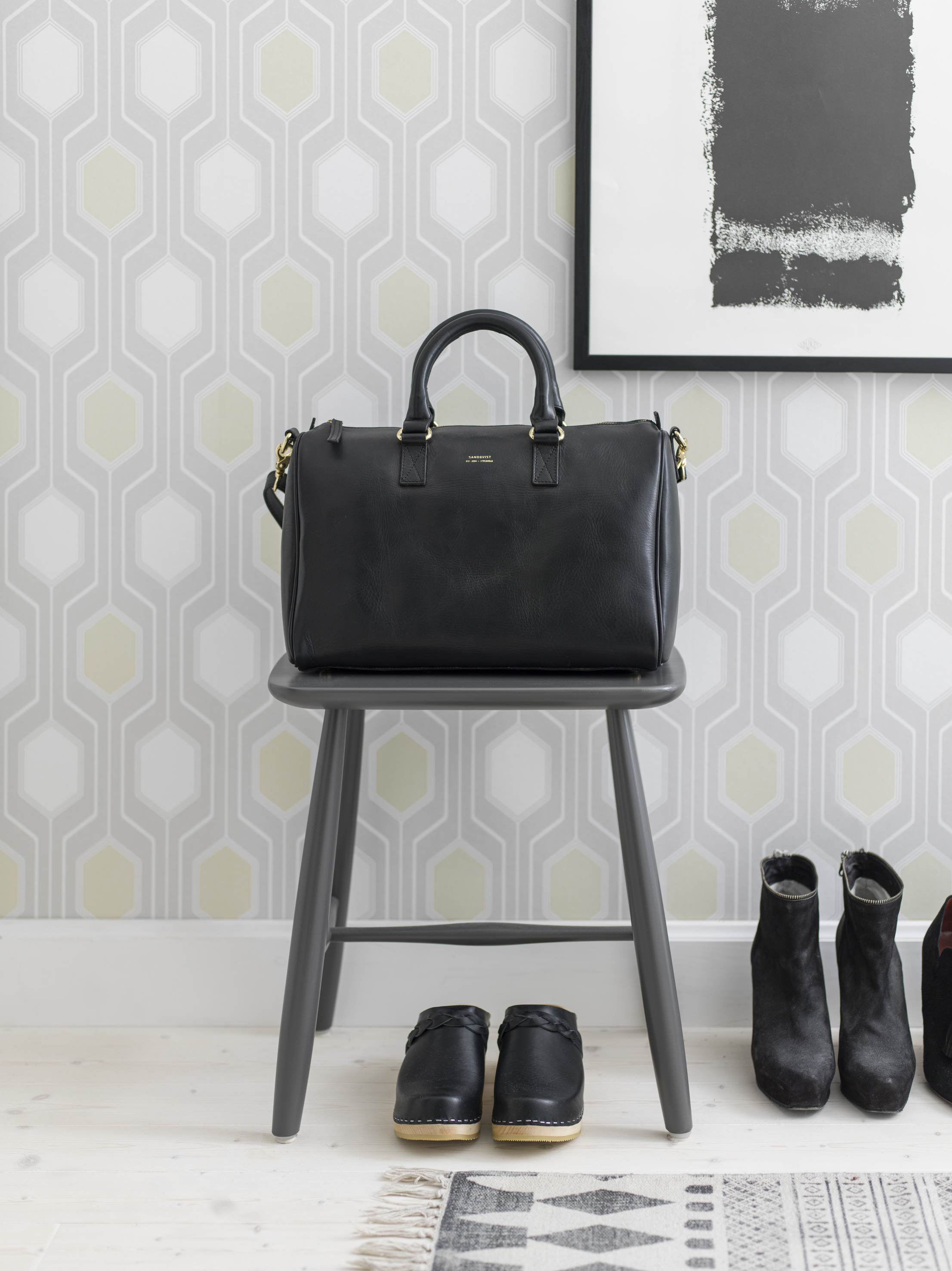 Tenk på at farger og mønster har stor innvirkning på hvordan gangen oppleves. (Foto: Borge)