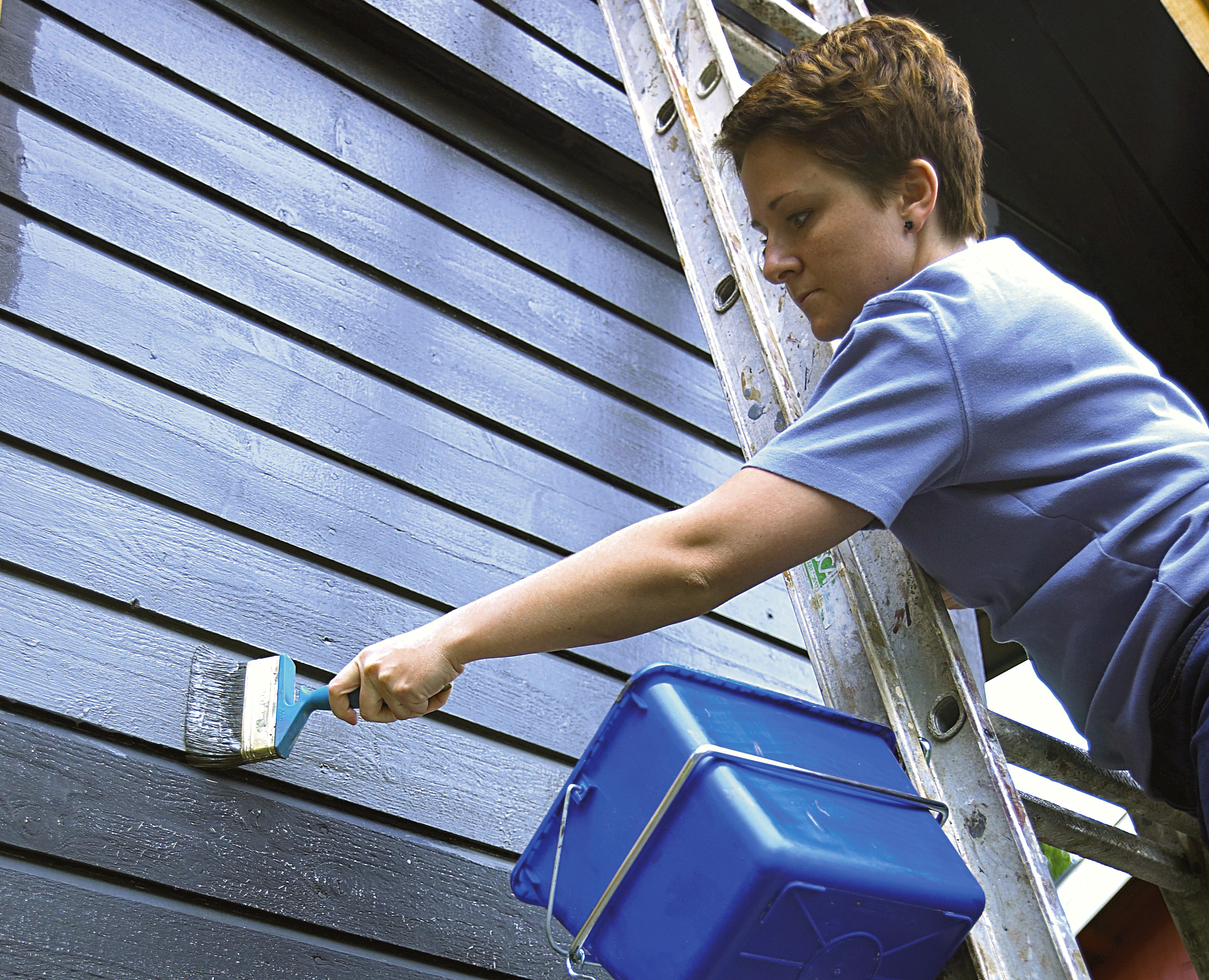 Ikke bruk White spirit-tynnet oljemaling på en flate som tidligere er malt med akryl.