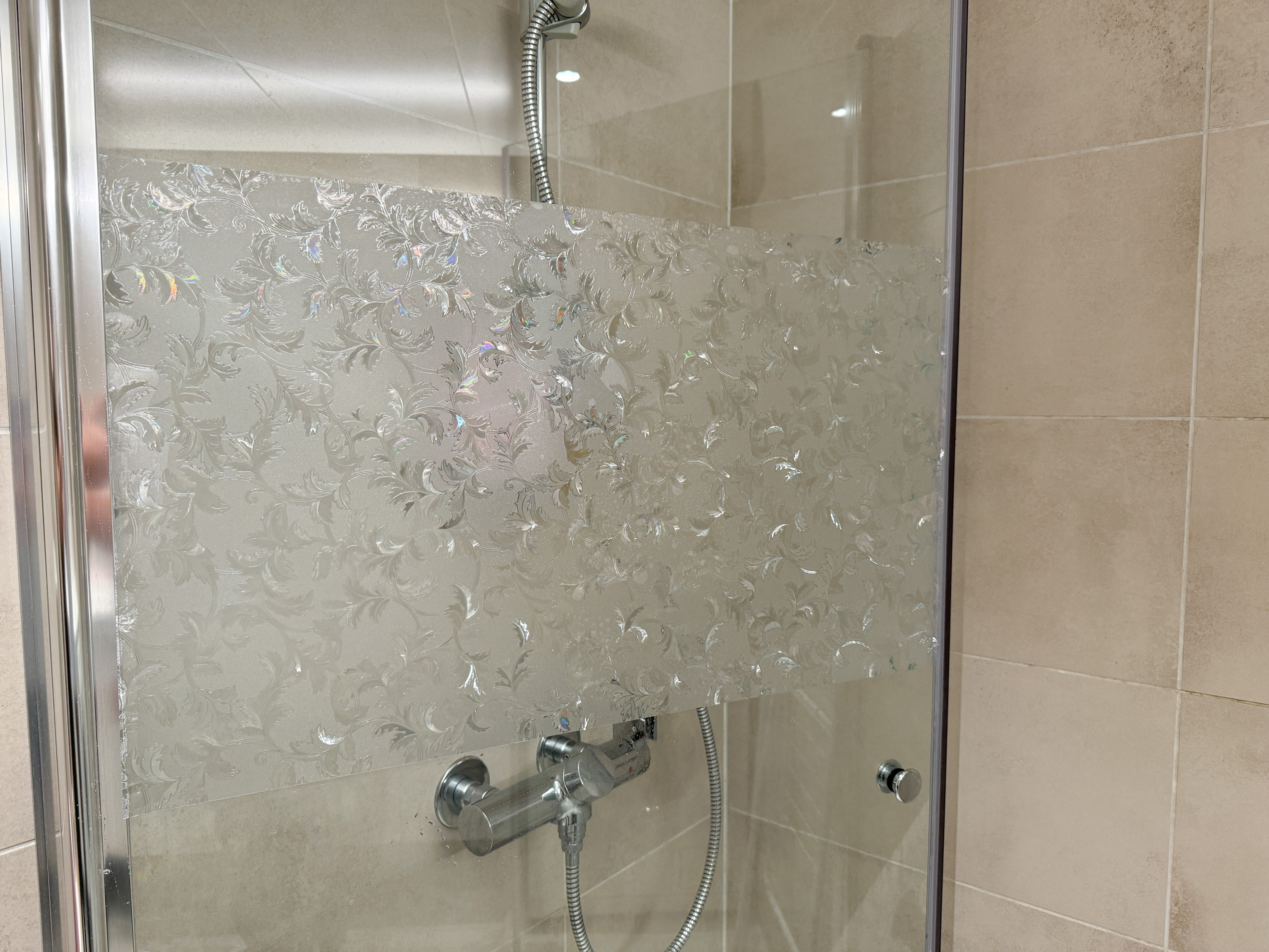 dekorativ vindusfolie