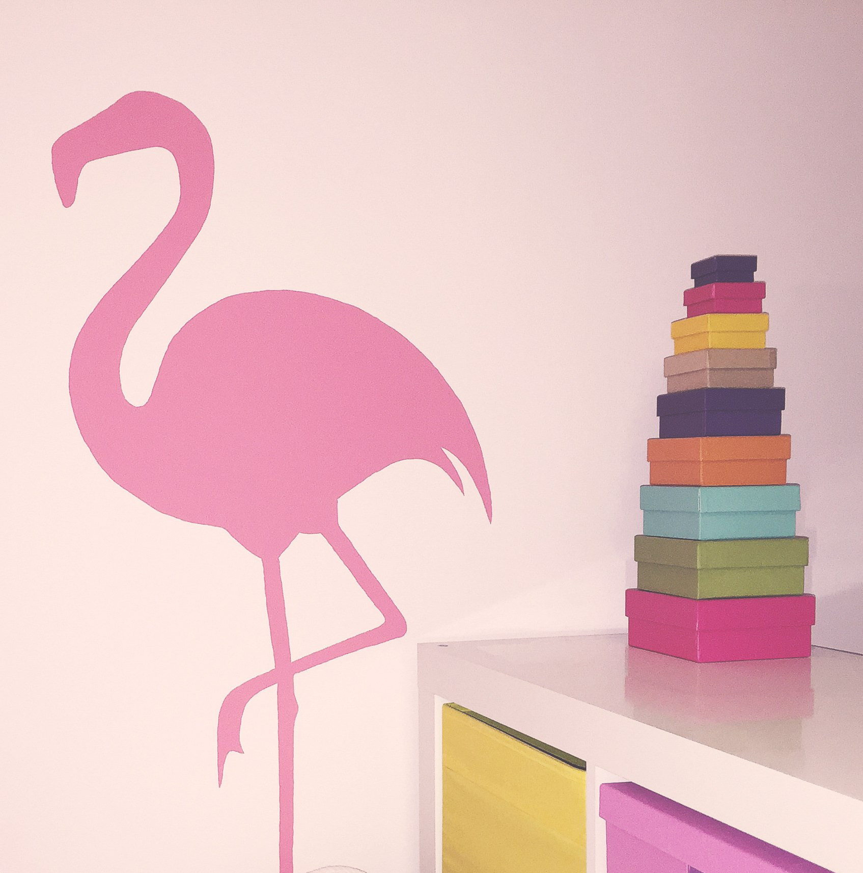 Kun kreativiteten setter begrensninger for hva du kan male på veggen på barnerommet.