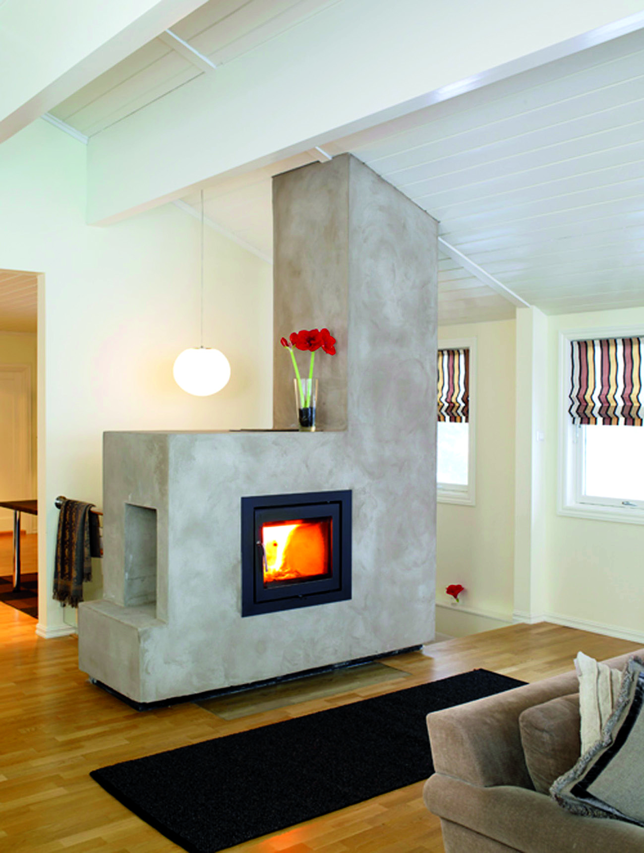 Peis fargesatt av Ellen Skifjeld