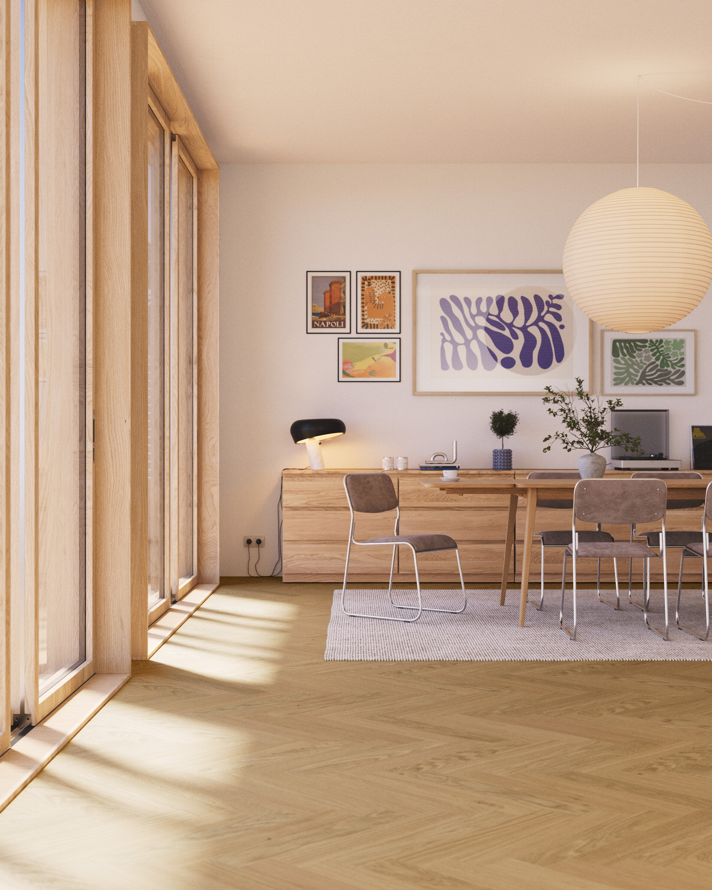 stue med store vinduer og tregulv, lyse vegger med kunsverk. Møblert med spisebord og stoler