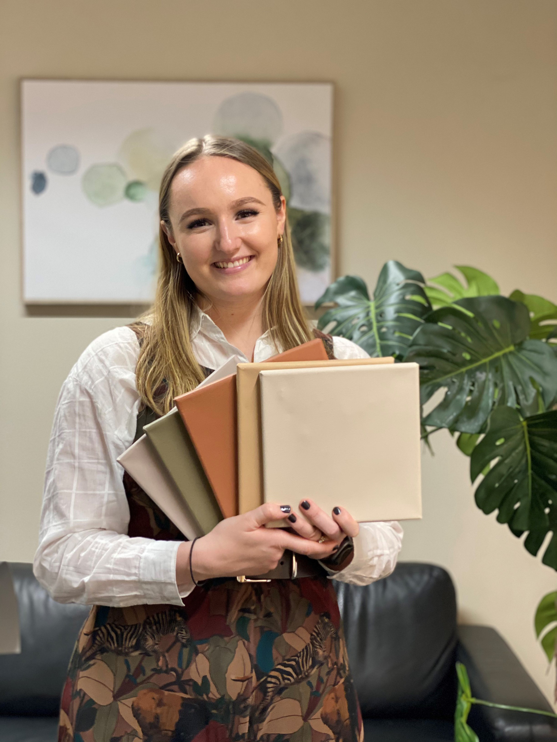 Susanne Dahl, Flügger farve