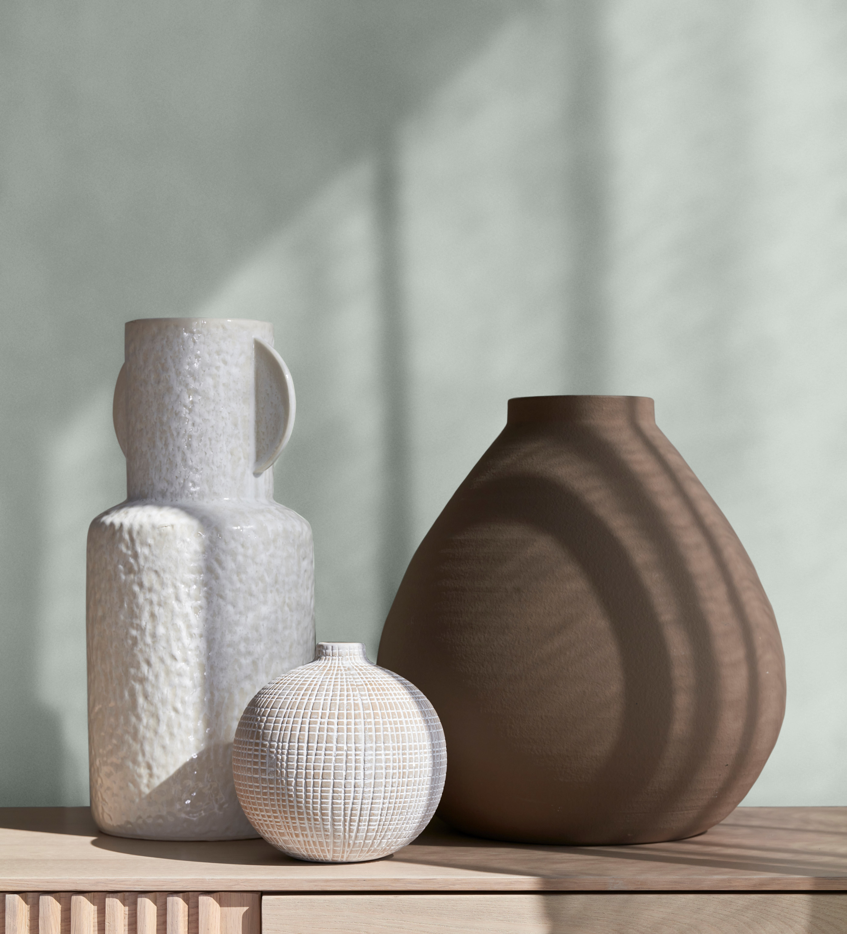 Vegg malt i farge grågrønn fra Nordsjö Idé & Design