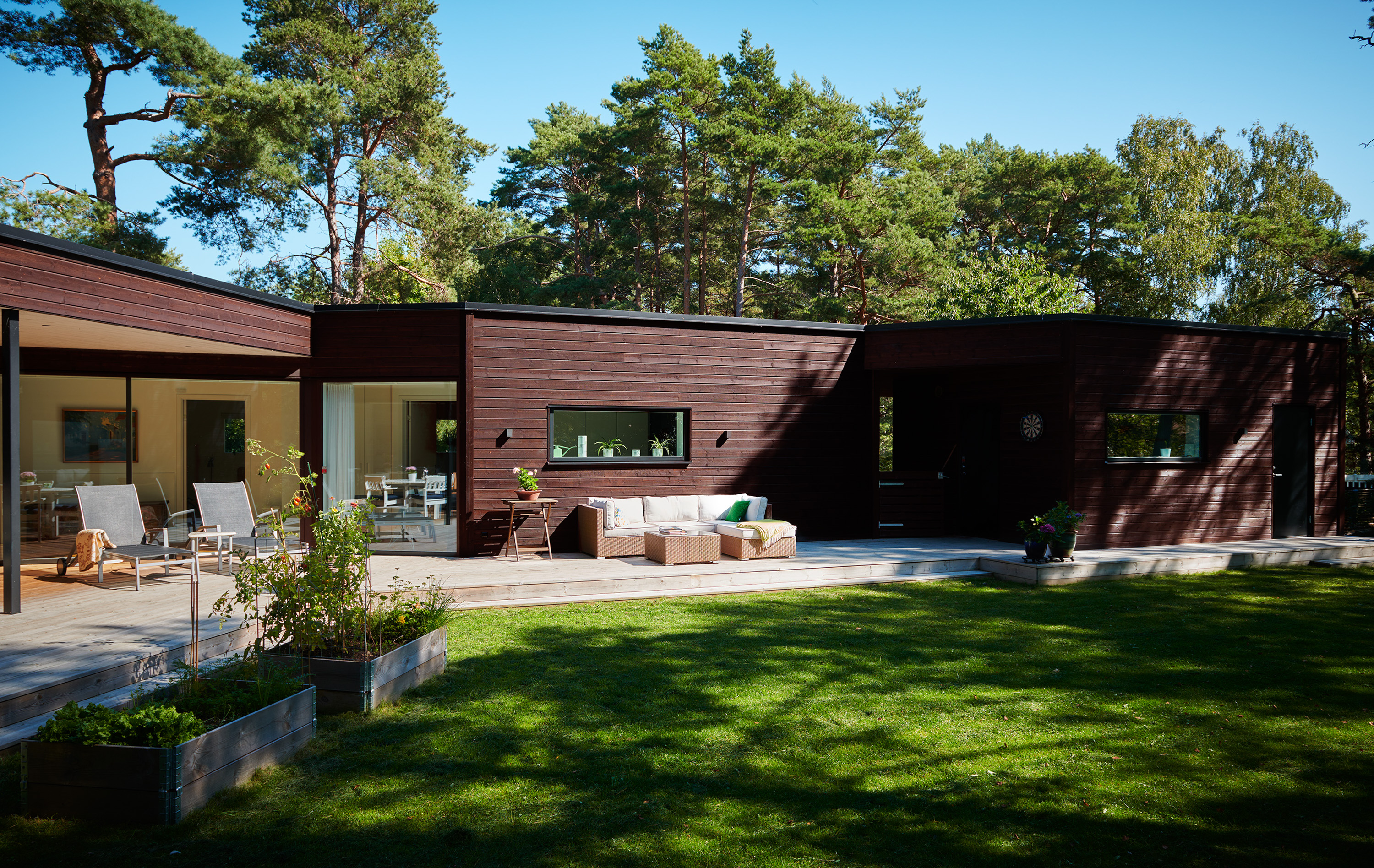 Fargeguide til beis som bevarer det naturlige i fasaden