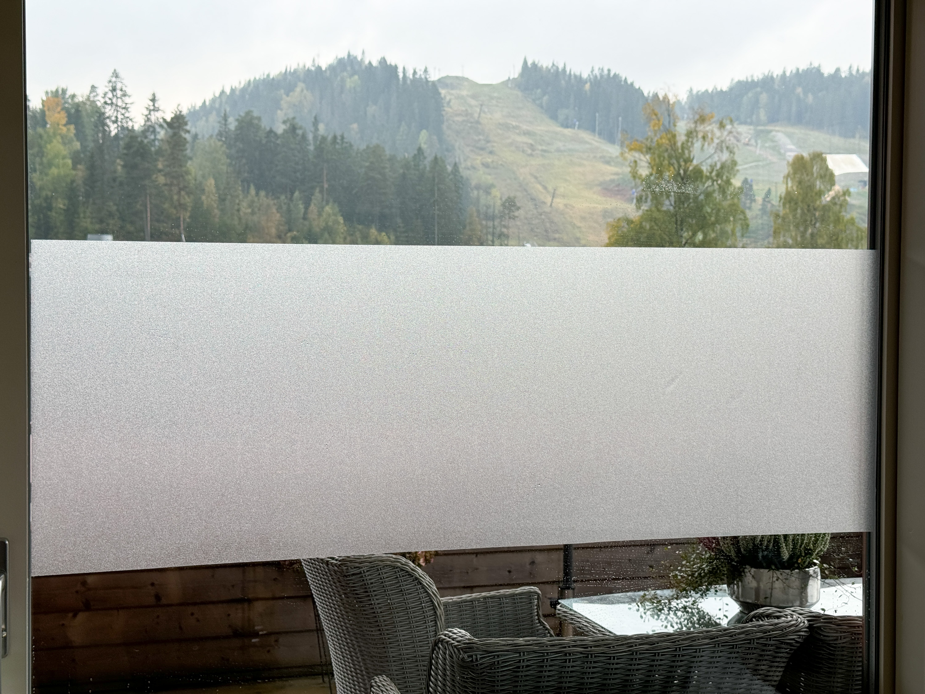 vindu med vindusfolie 