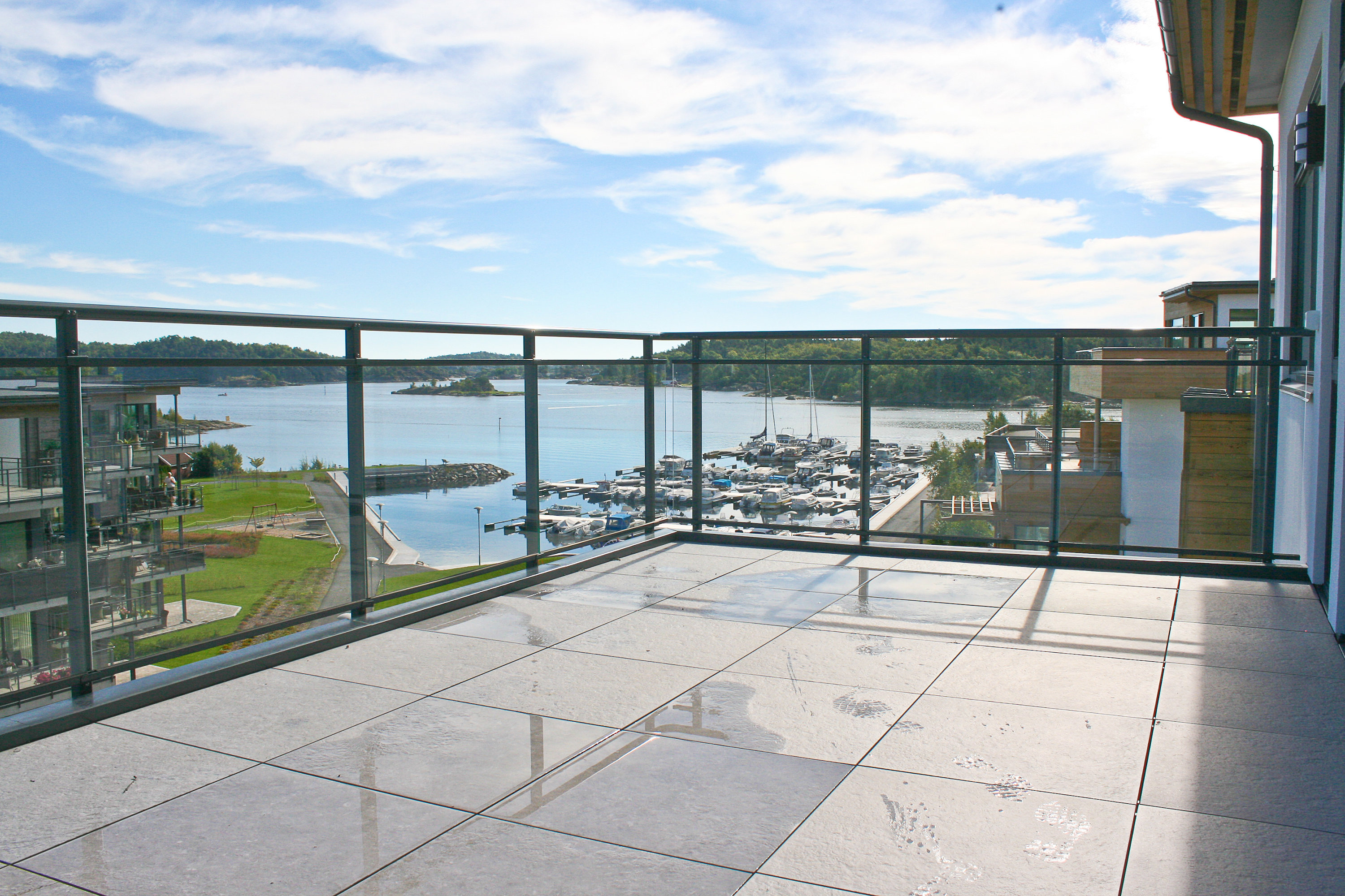 Fliser på terrassen – et vedlikeholdsfritt valg