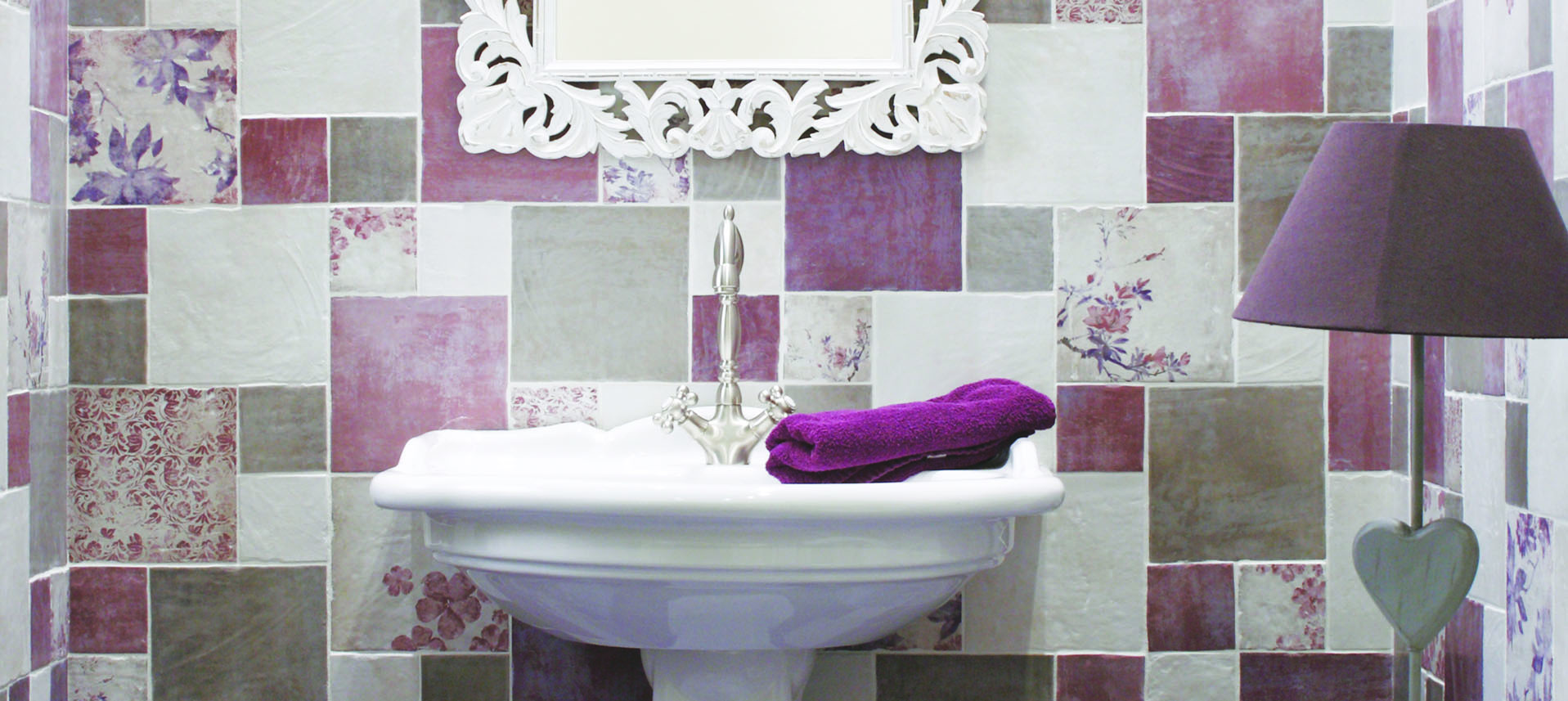 Kan fliser limes på baderomvinyl?