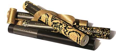 For første gang har det italienske designhuset Versace kommet med en tapetkolleksjon. I juni kommer kolleksjonen på det norske markedet. Stikkord: Barokken.