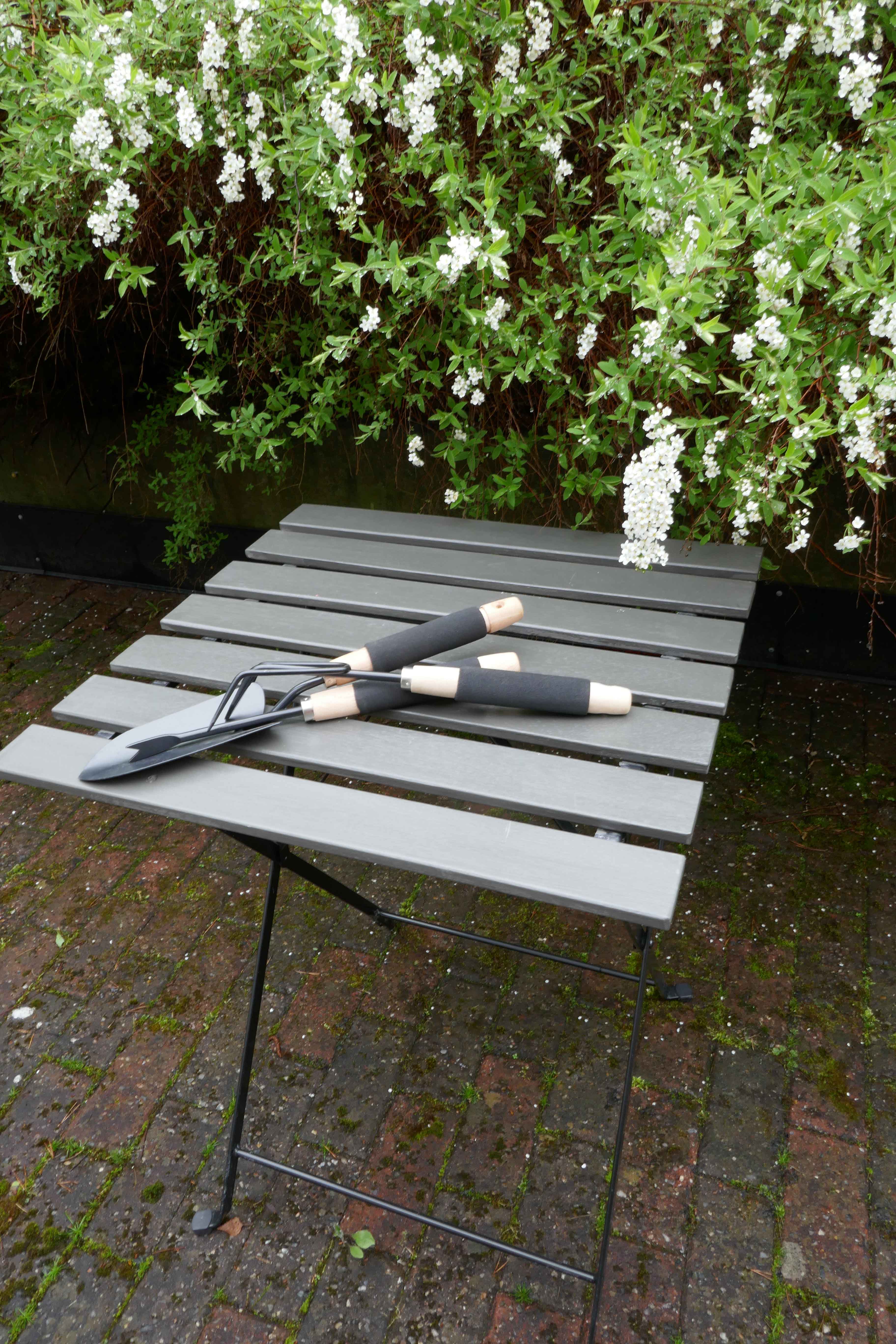 Slik maler du cafébordet