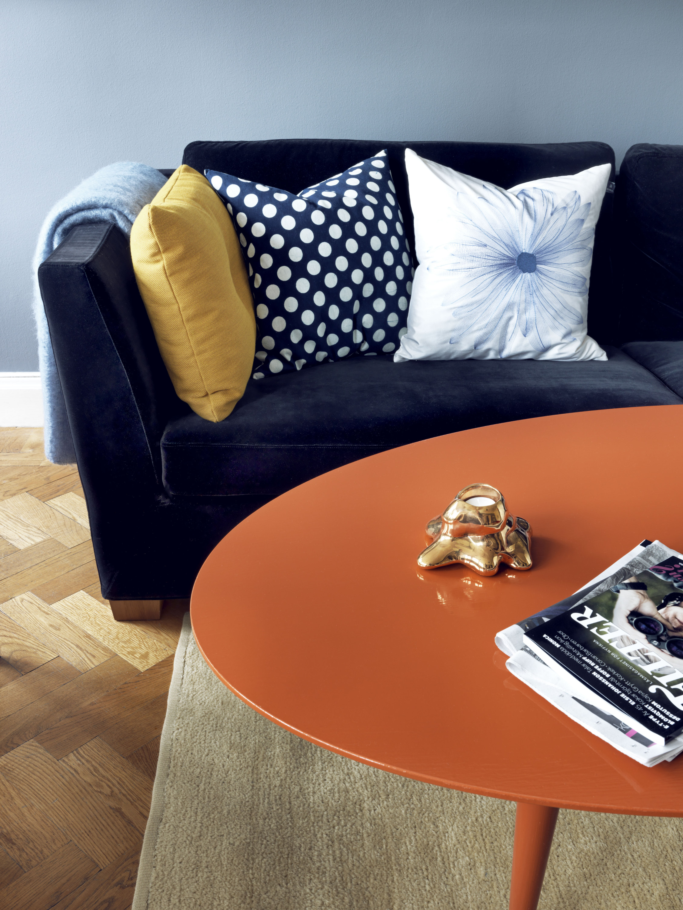 FREMHEVE: Vil du fremheve en flate eller skal den malte flaten oppleves som en kulisse? Sterke farger i høy glans, kan være effektfull på utvalgte deler og i kombinasjon med malte, matte flater. (Foto: Beckers)