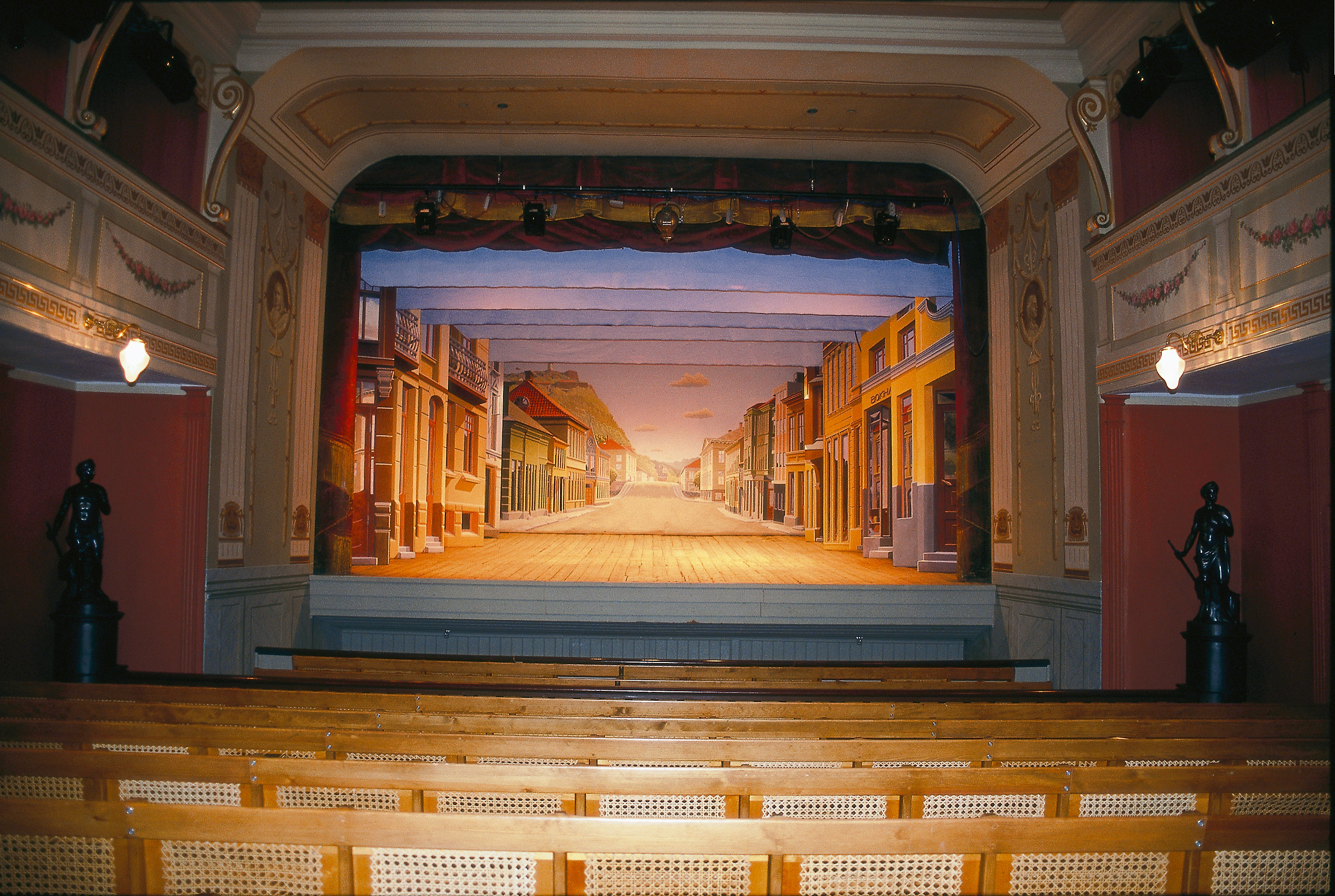 Fredrikshalds Teater