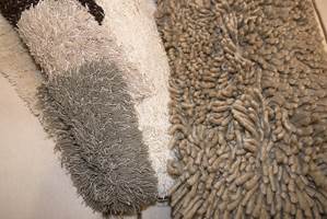 I likhet med klær, er tepper tilpasset bruksområdet. Det er tuftemetoden (symetoden) sammen med teppets bakside som bestemmer om teppet blir mykt eller stivt.