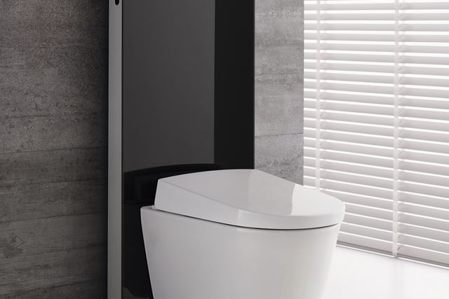 AquaClean Sela dusjtoalett på Monolith toalettmodul - begge fra Geberit
