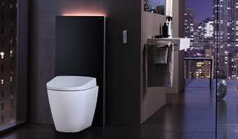 Geberit Monolith plus er en elegant toalettmodul med luktavsug, der du kan montere hvilket toalett du ønsker. Her er det montert et AquaClean Sela.