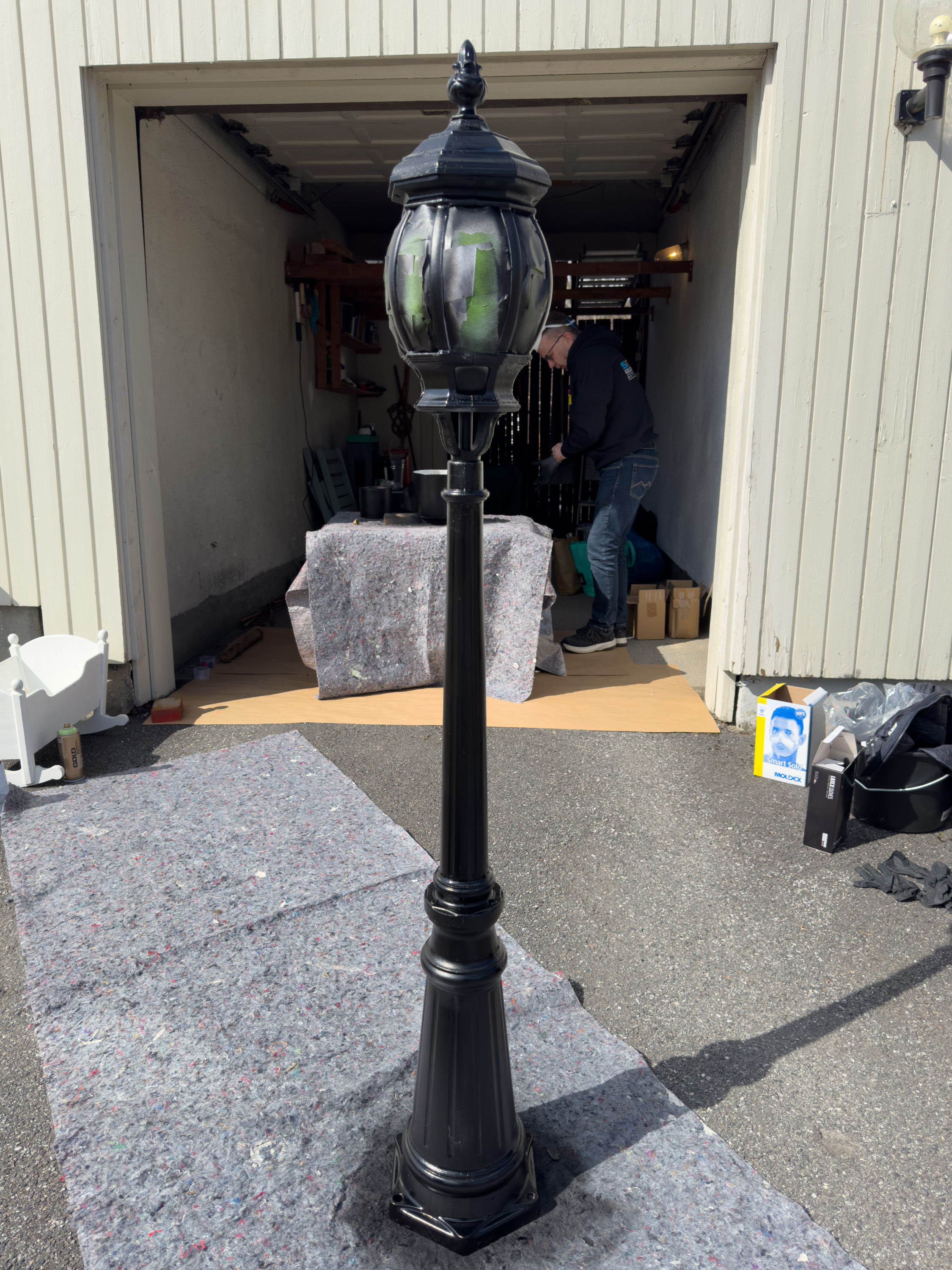 ferdig spraymalt utelampe