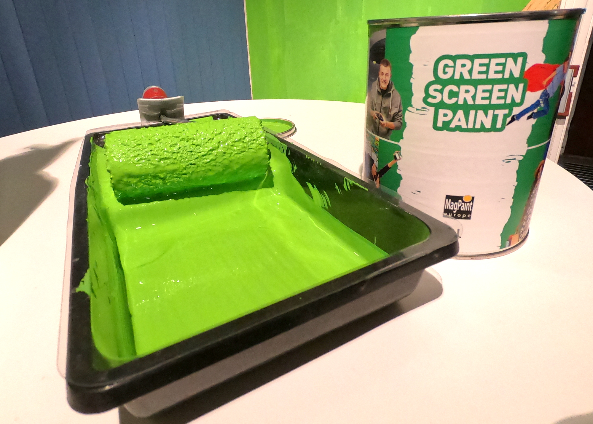 IFI-vlogg: Slik bruker du maling til filmtriks