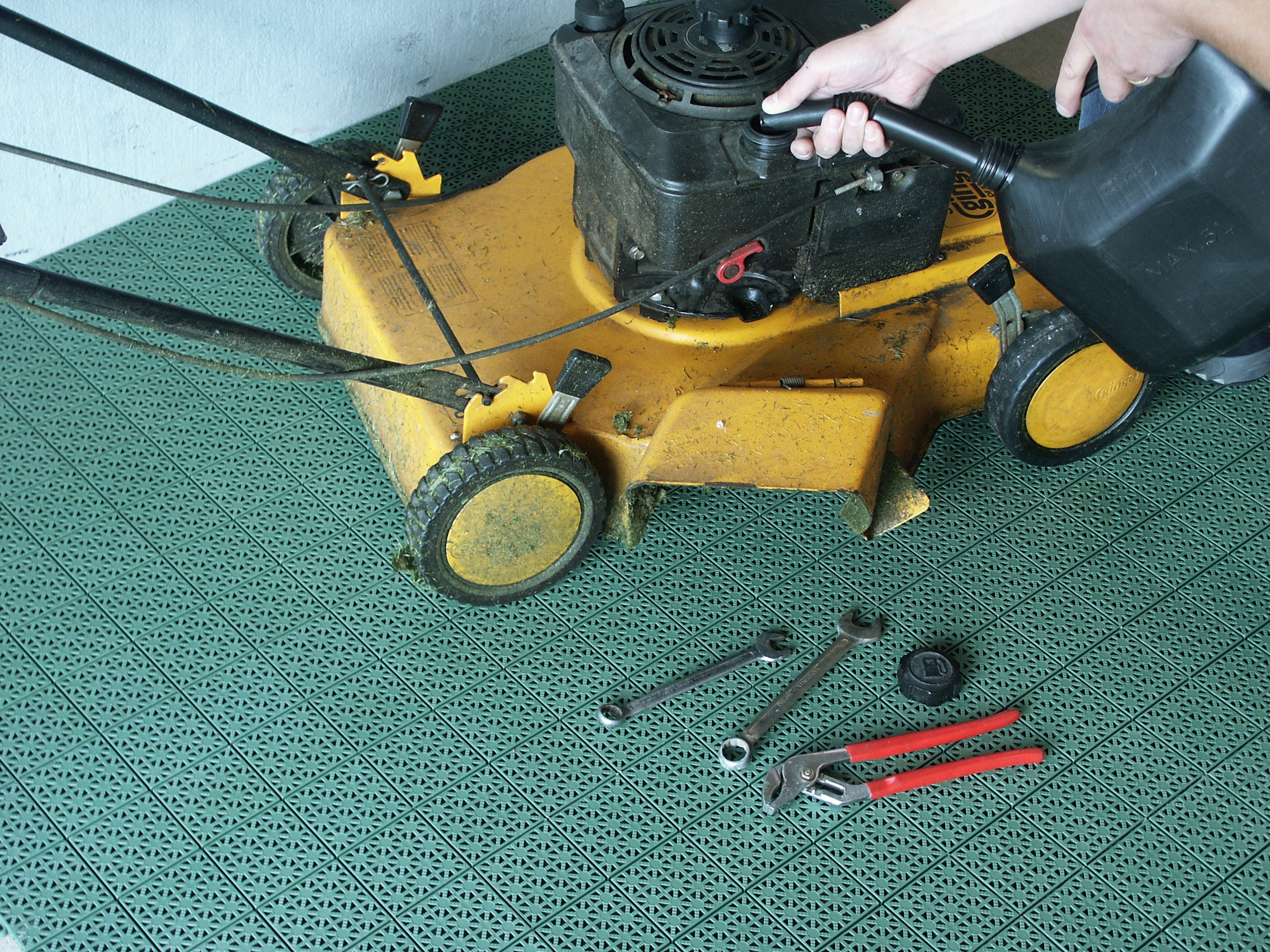 Universa gulvplater gir et slitesterkt underlag i boden.